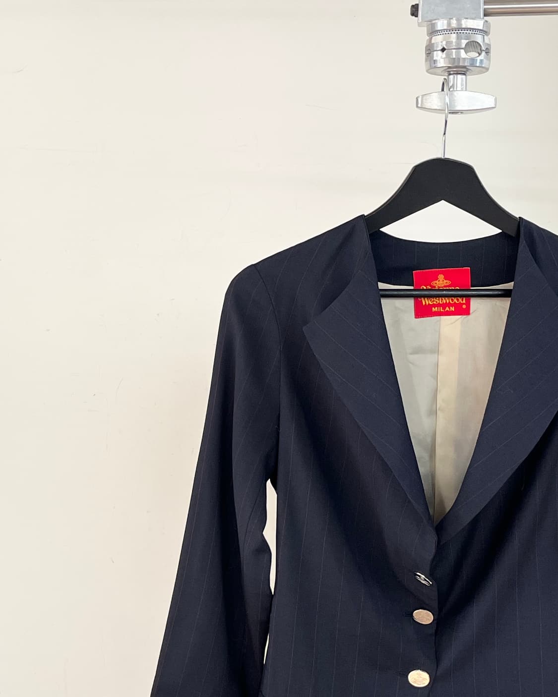 비비안 웨스트우드 네이비 레드핀스트라이프 자켓 상품이미지3