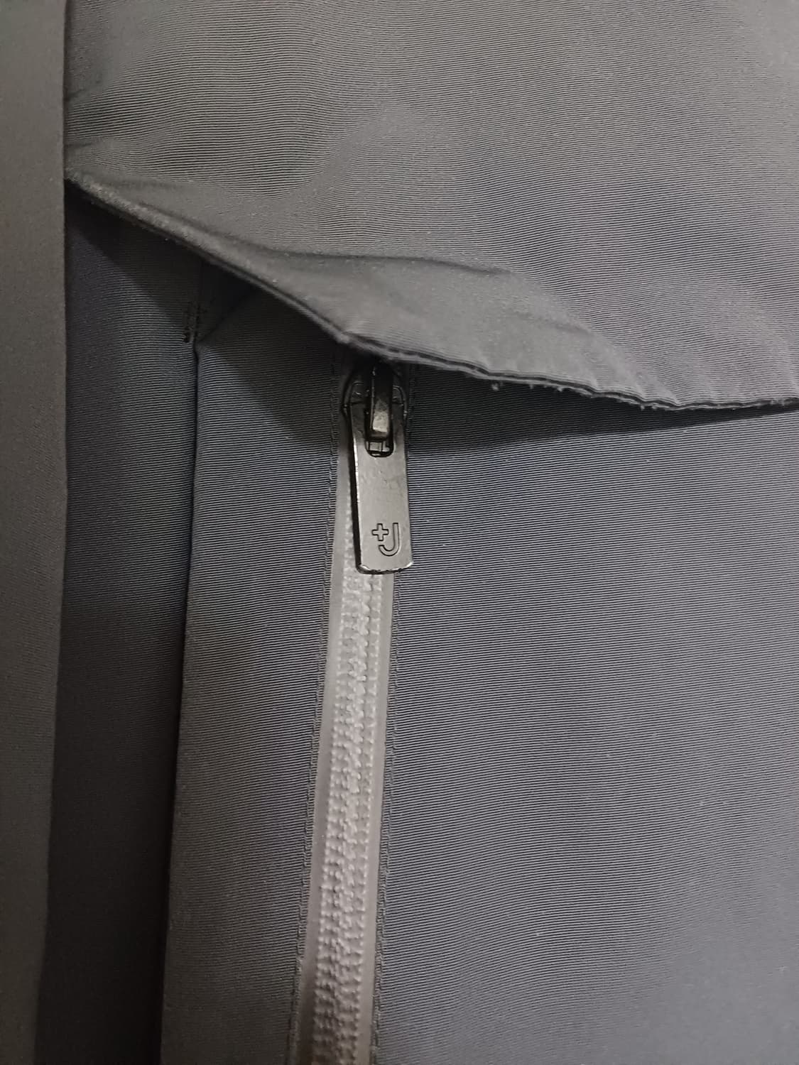 [M사이즈] 유니클로 질샌더 j+ 하이브리드 다운 오버사이즈 파카 상품이미지5