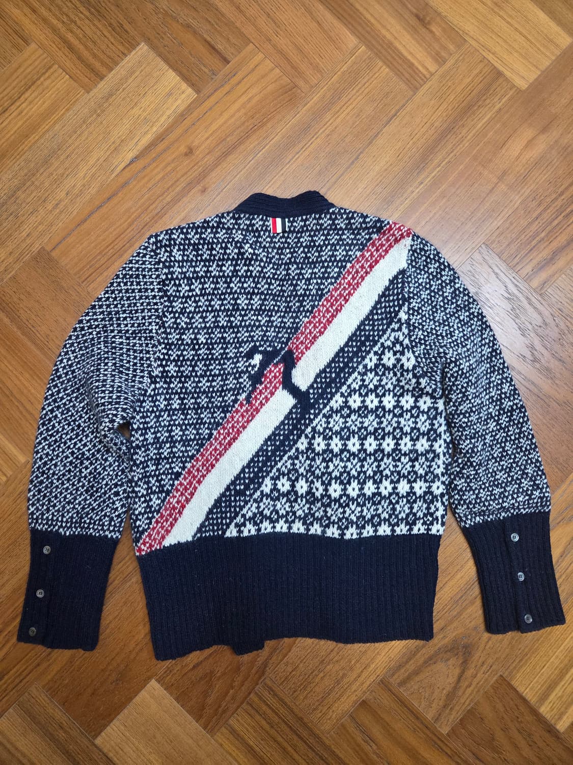 톰브라운 페어아일 니트 가디건 상품이미지4