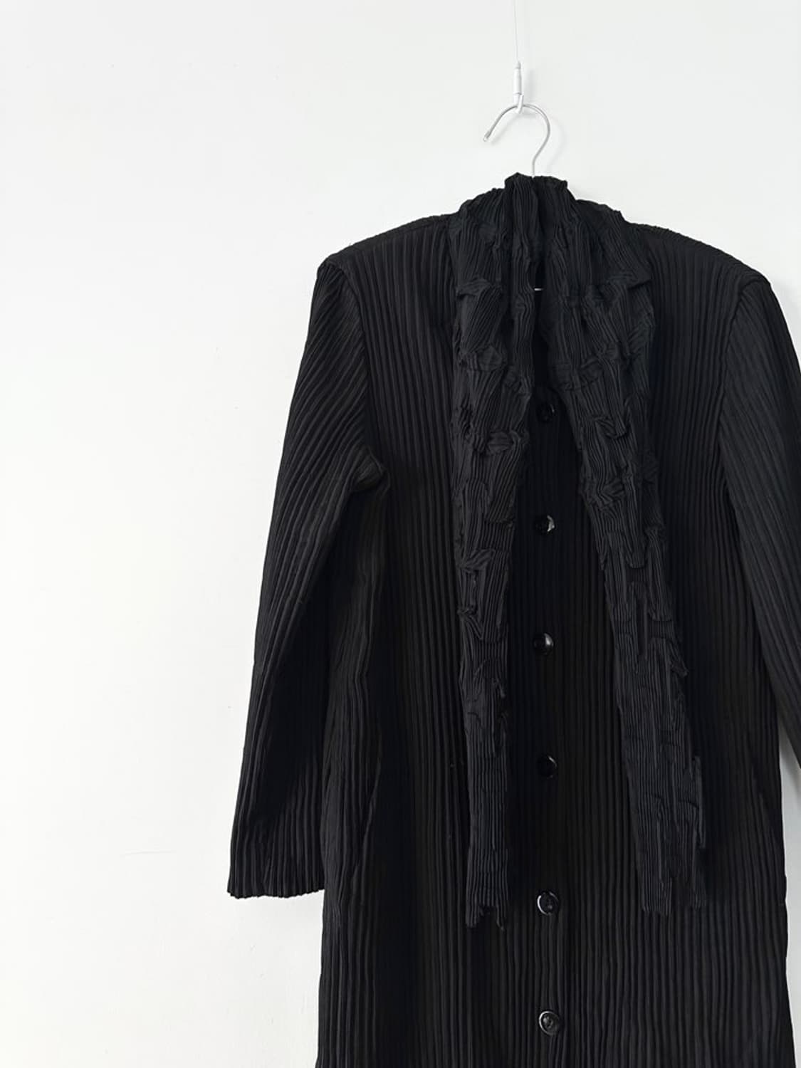 Neck muffler layer pleats top & ops 상품이미지2