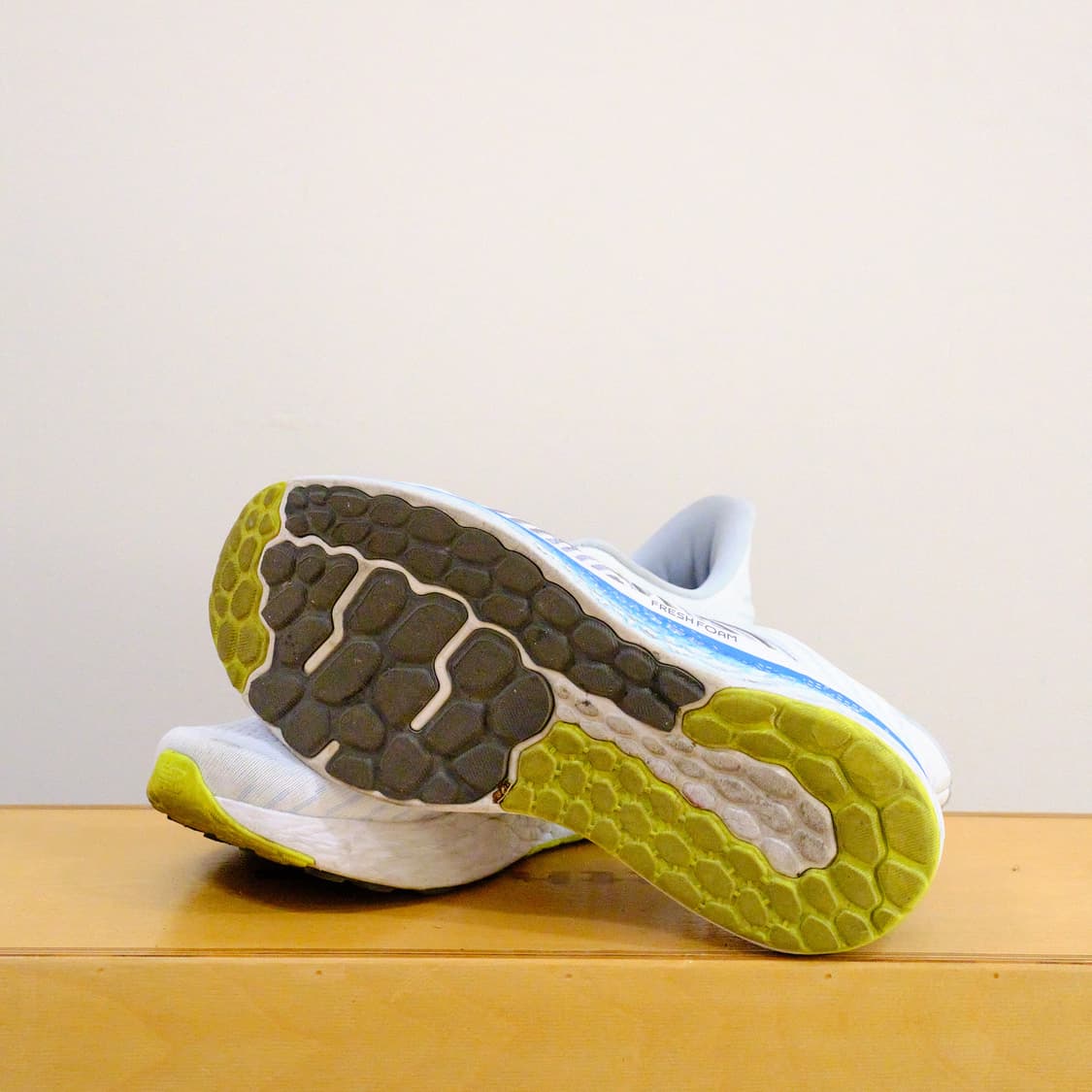 뉴발란스 프레쉬폼 270판매 상품이미지3