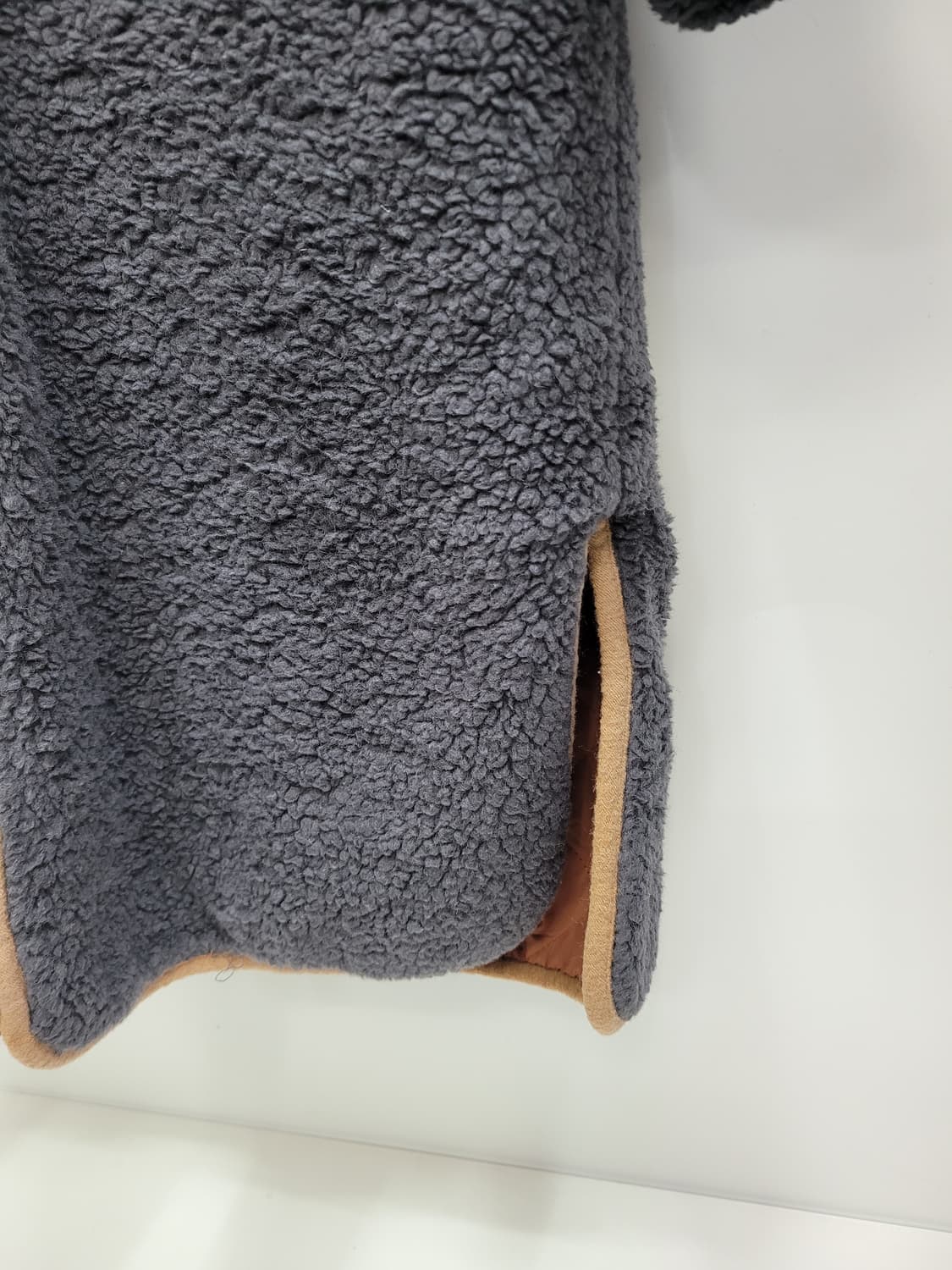 한섬 SJYP 20FW 쉐르파 포켓 플리스 후드 코트 / 여 M
 상품이미지6