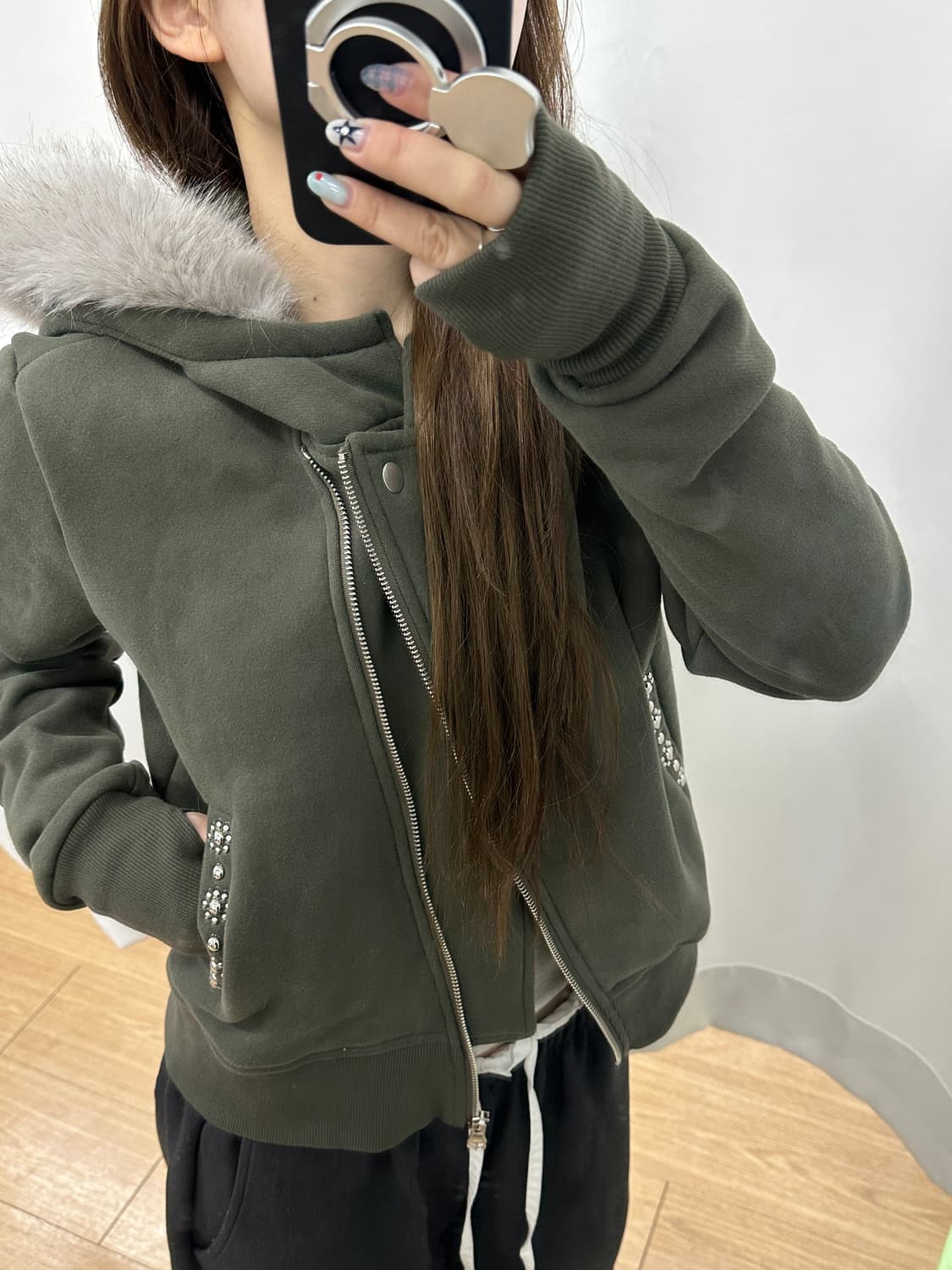 스터드 퍼 후드집업 (블랙)  상품이미지8