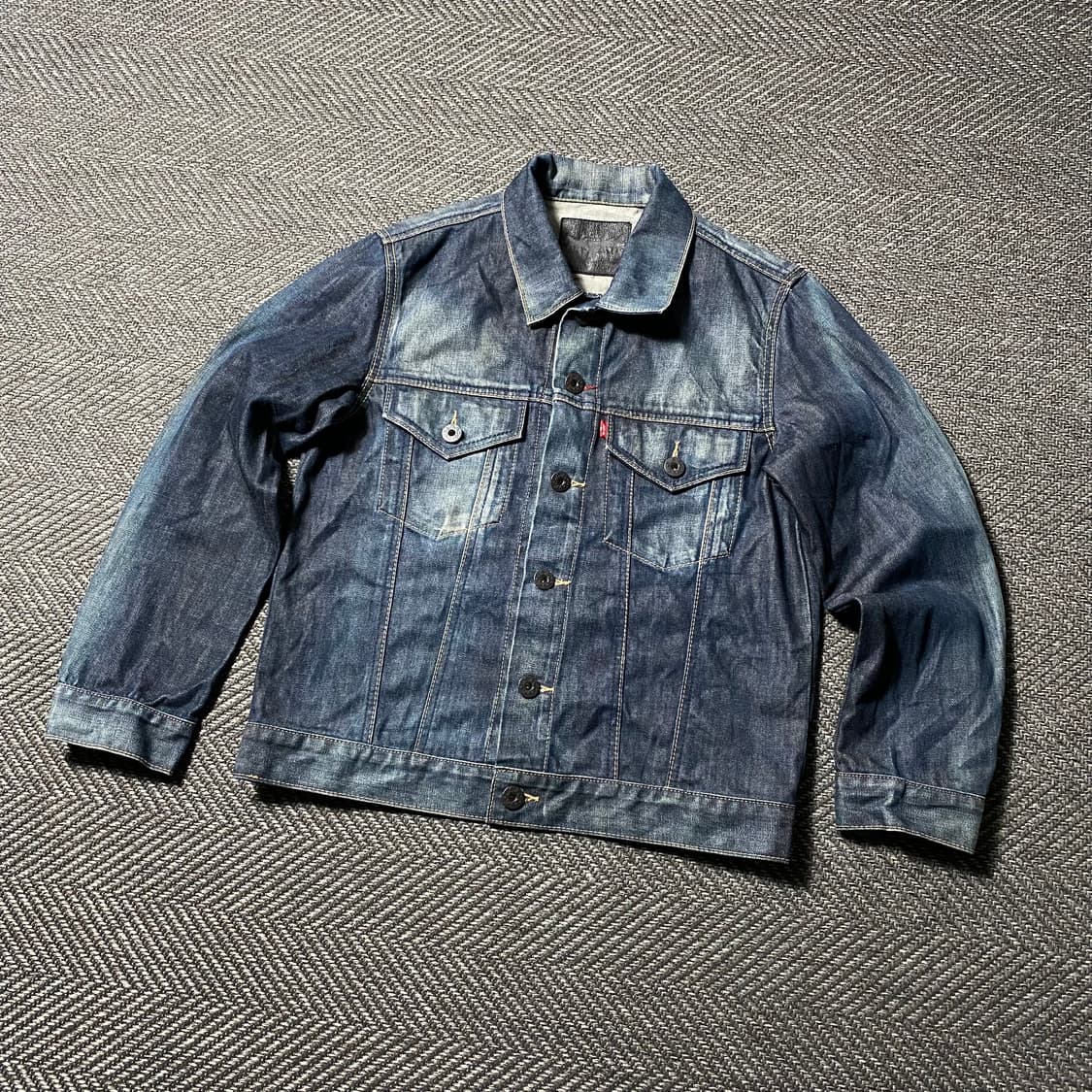 리바이스 레드룹 Y2K 생지 페이딩 워싱 데님자켓 XL 상품이미지2