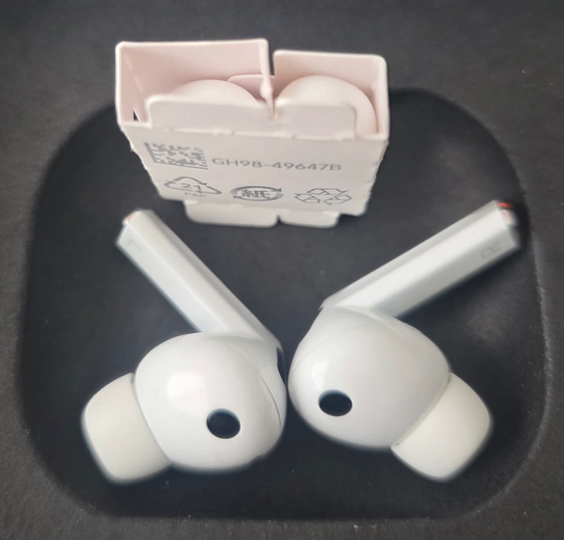 갤럭시 버즈3 프로 화이트 (풀박스)+투명하드 케이스 상품이미지6