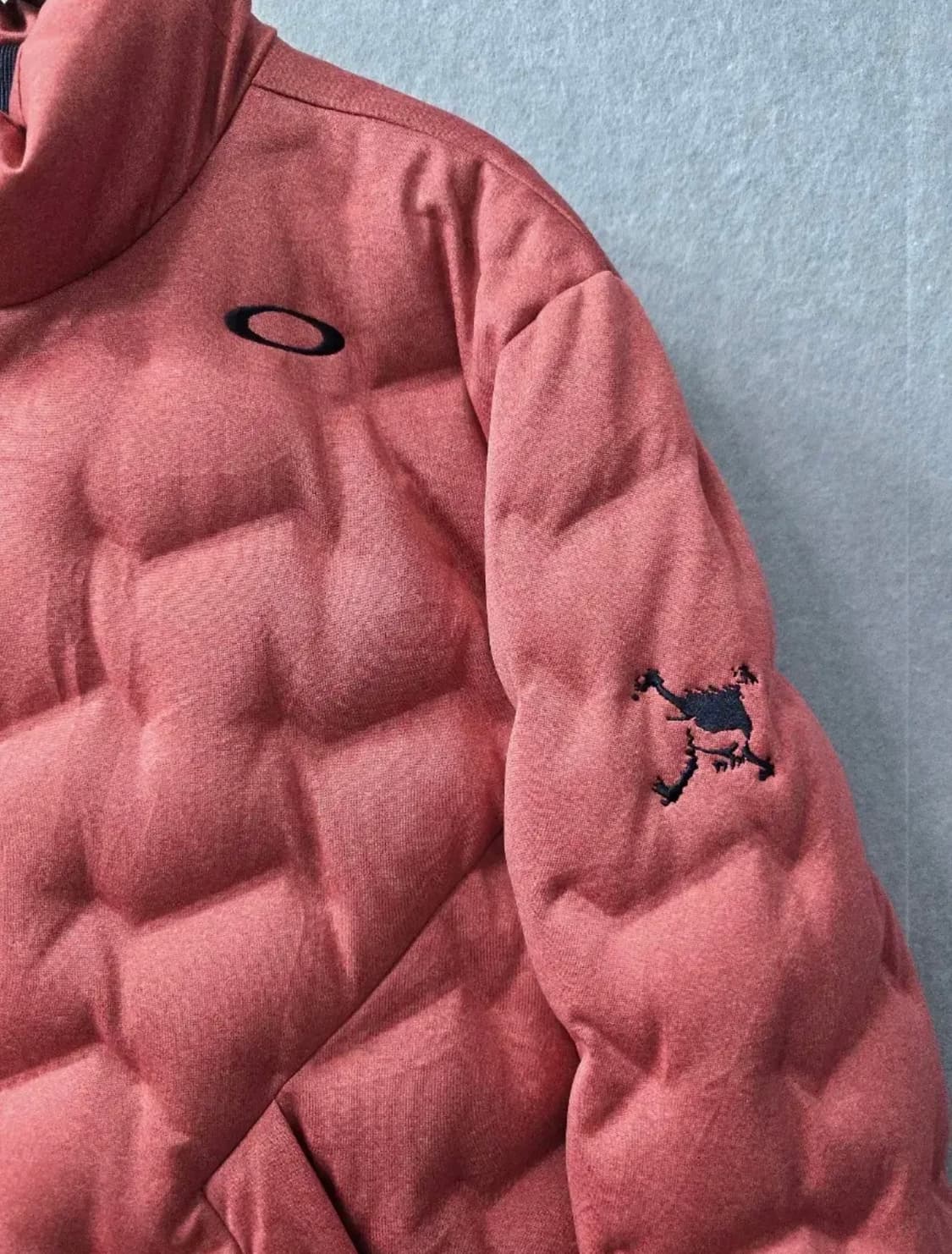 오클리 OAKLEY 컴포터블 다운 자켓 상품이미지3