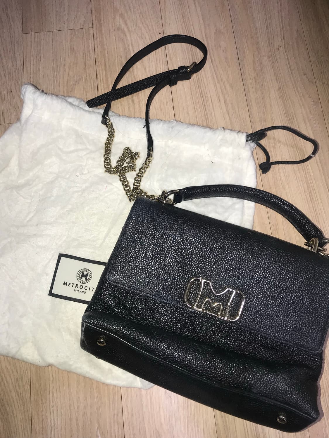 메트로시티 체인 가방 상품이미지1