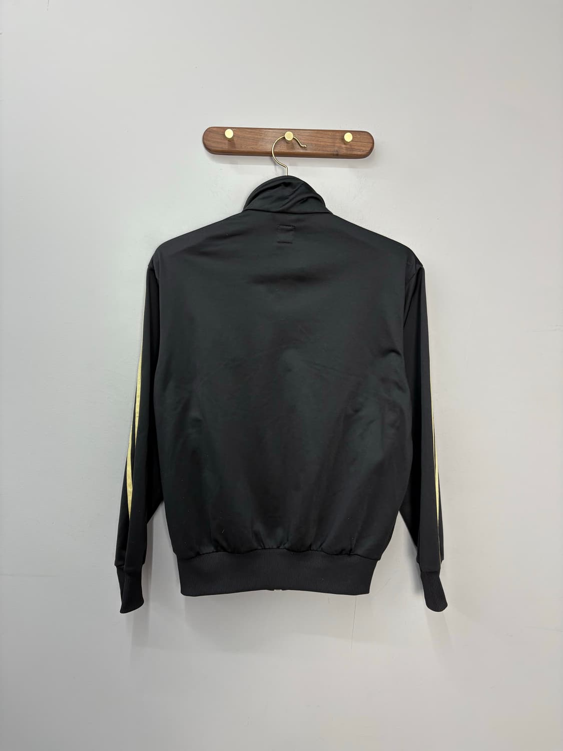 아디다스 파이어버드 블랙앤골드 트랙탑져지 A2904 상품이미지4