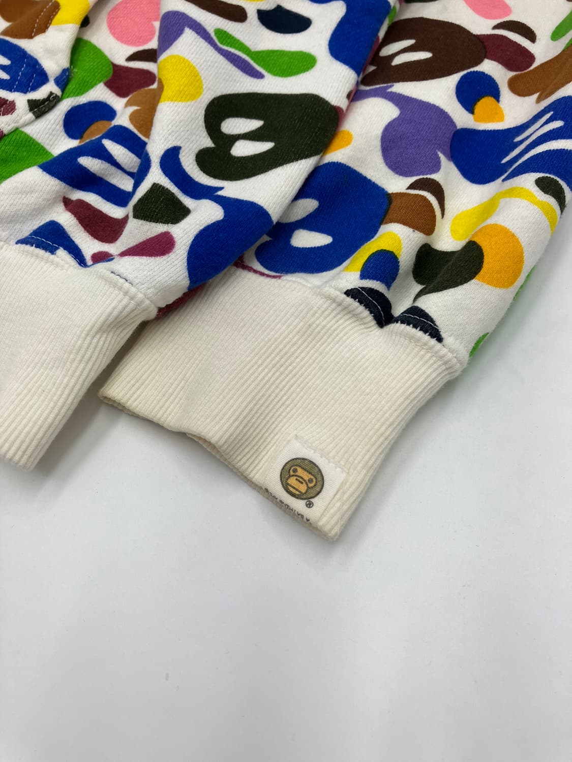 Bape baby milo 베이프 베이비 마일로 멀티카모 풀집업 후드 상품이미지5
