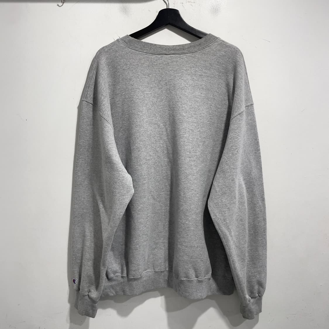 챔피온 자수레터링 맨투맨 상품이미지3