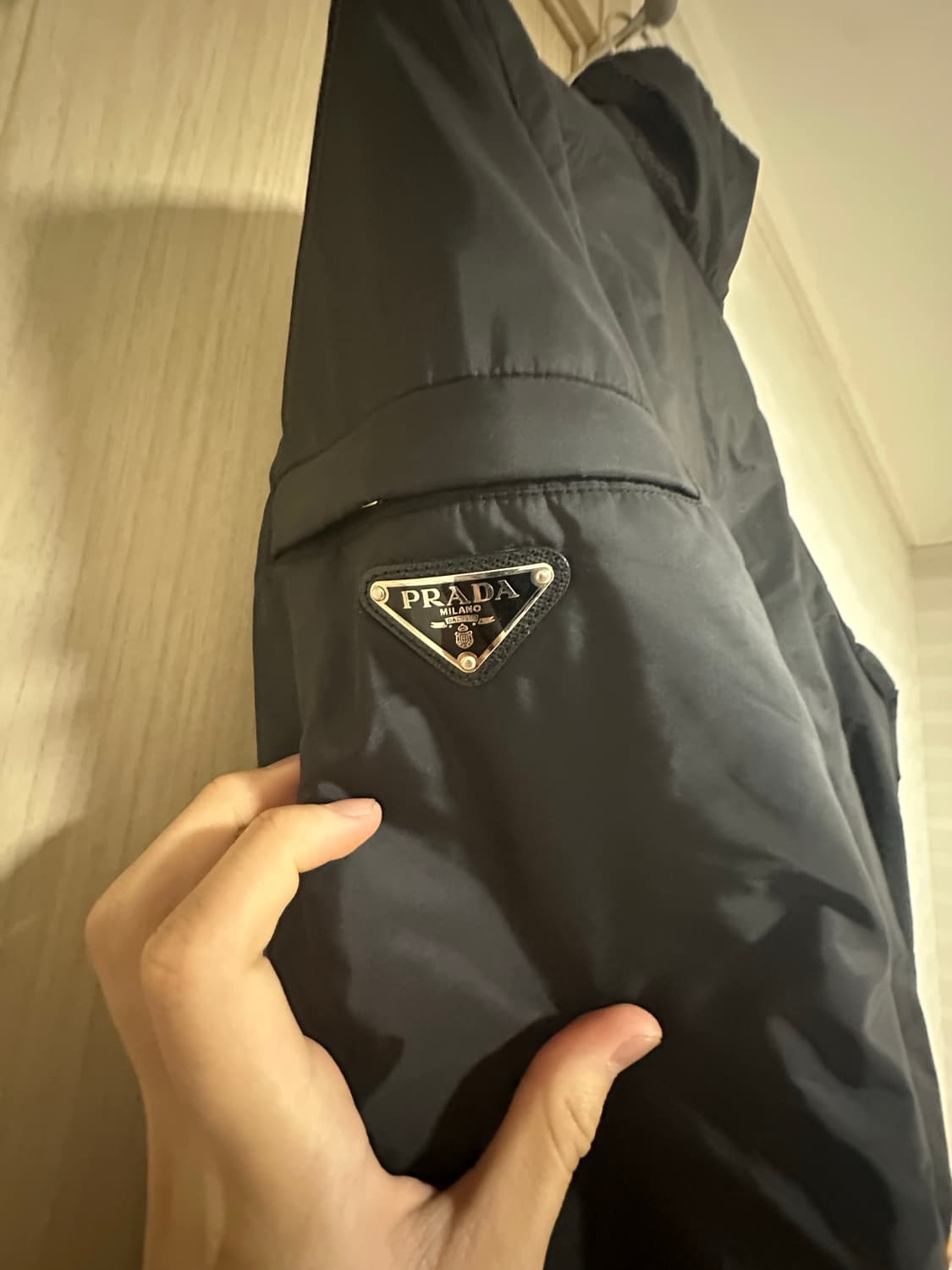 프라다 바람막이 자켓 상품이미지3
