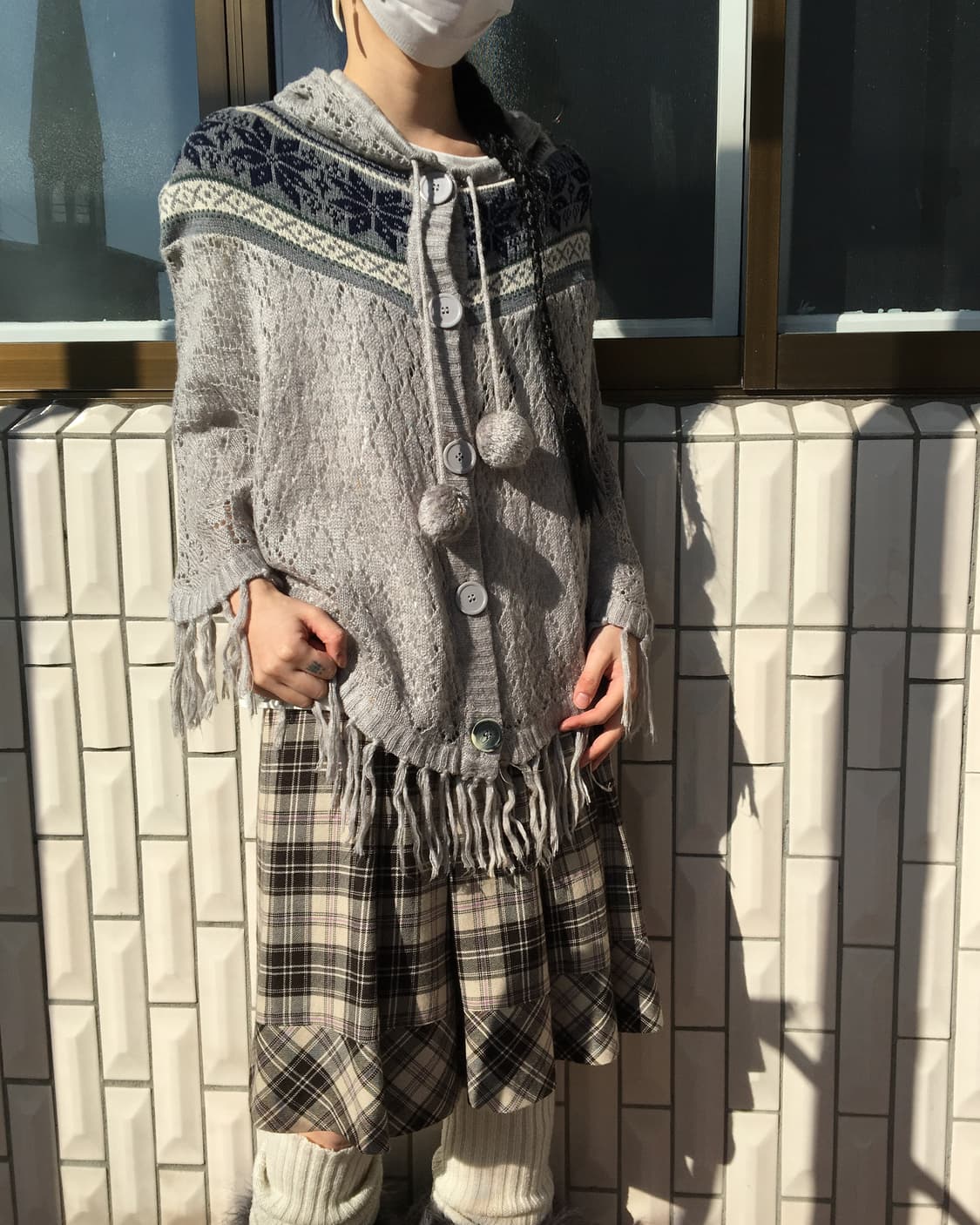 Pom pom snow pattern fringe hood cape 상품이미지6