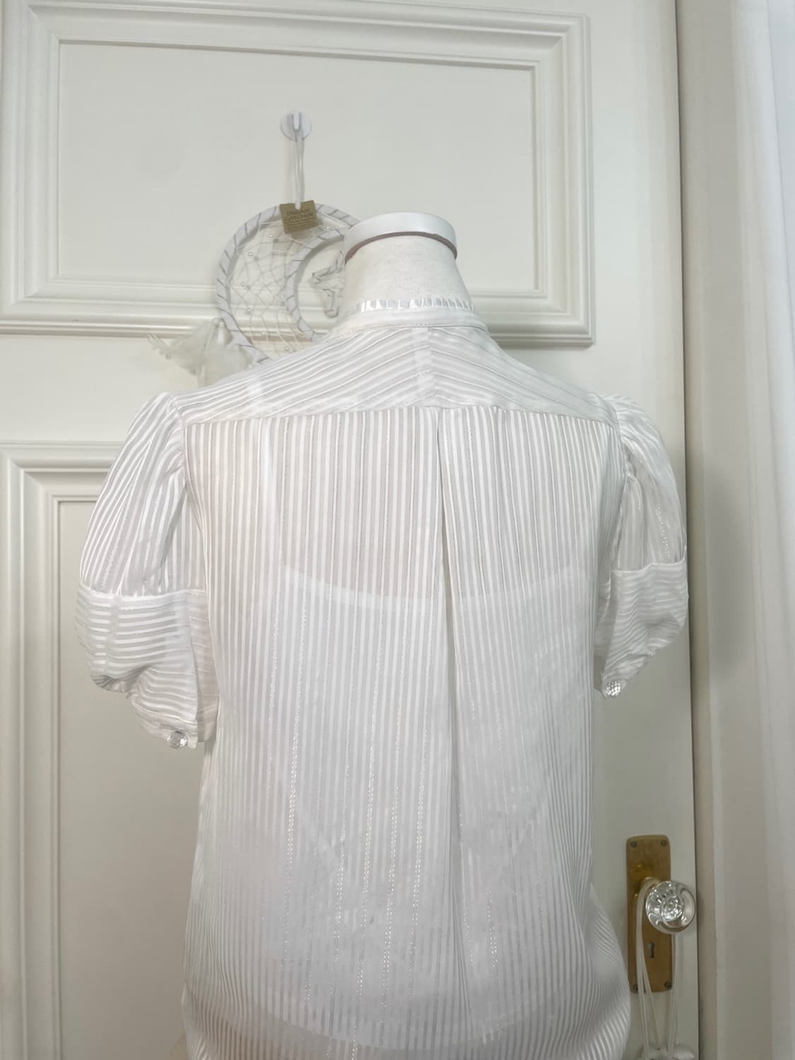 white glitter stripe crystal button prin 상품이미지4