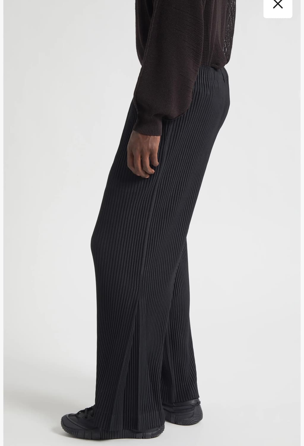 옴므플리세 테일러드 세미 플레어드 팬츠 블랙 2size 상품이미지4