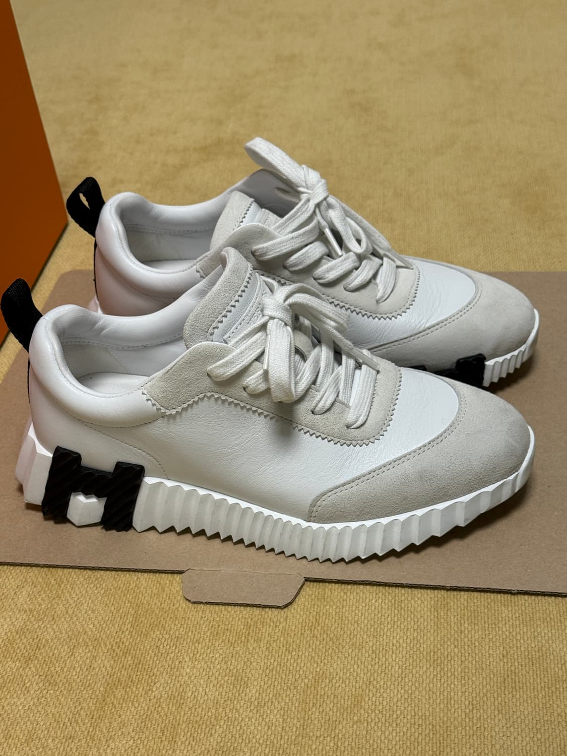 에르메스 바운싱 스니커즈 화이트 35 사이즈 상품이미지4