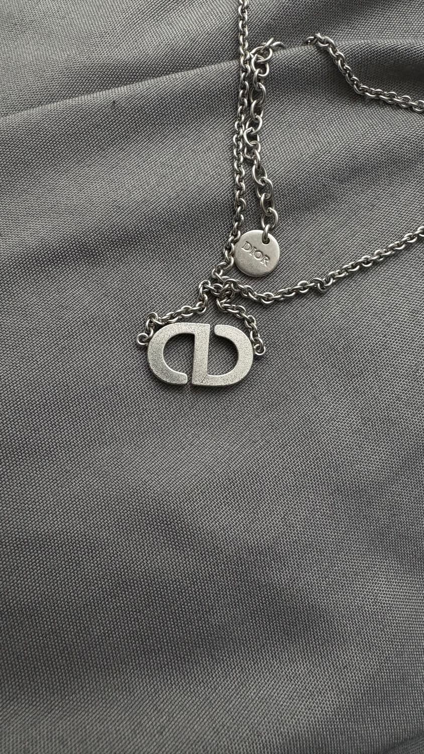 디올 로고 Petit CD 목걸이 상품이미지2