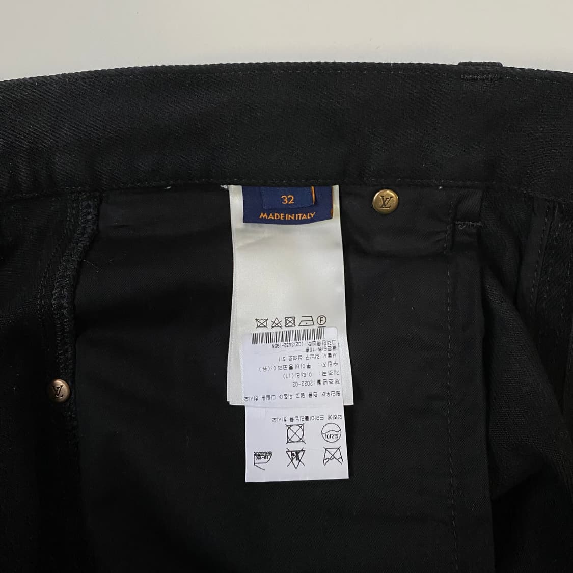 [32] 루이비통 모노그램 더블니 카펜터 팬츠 블랙 상품이미지5