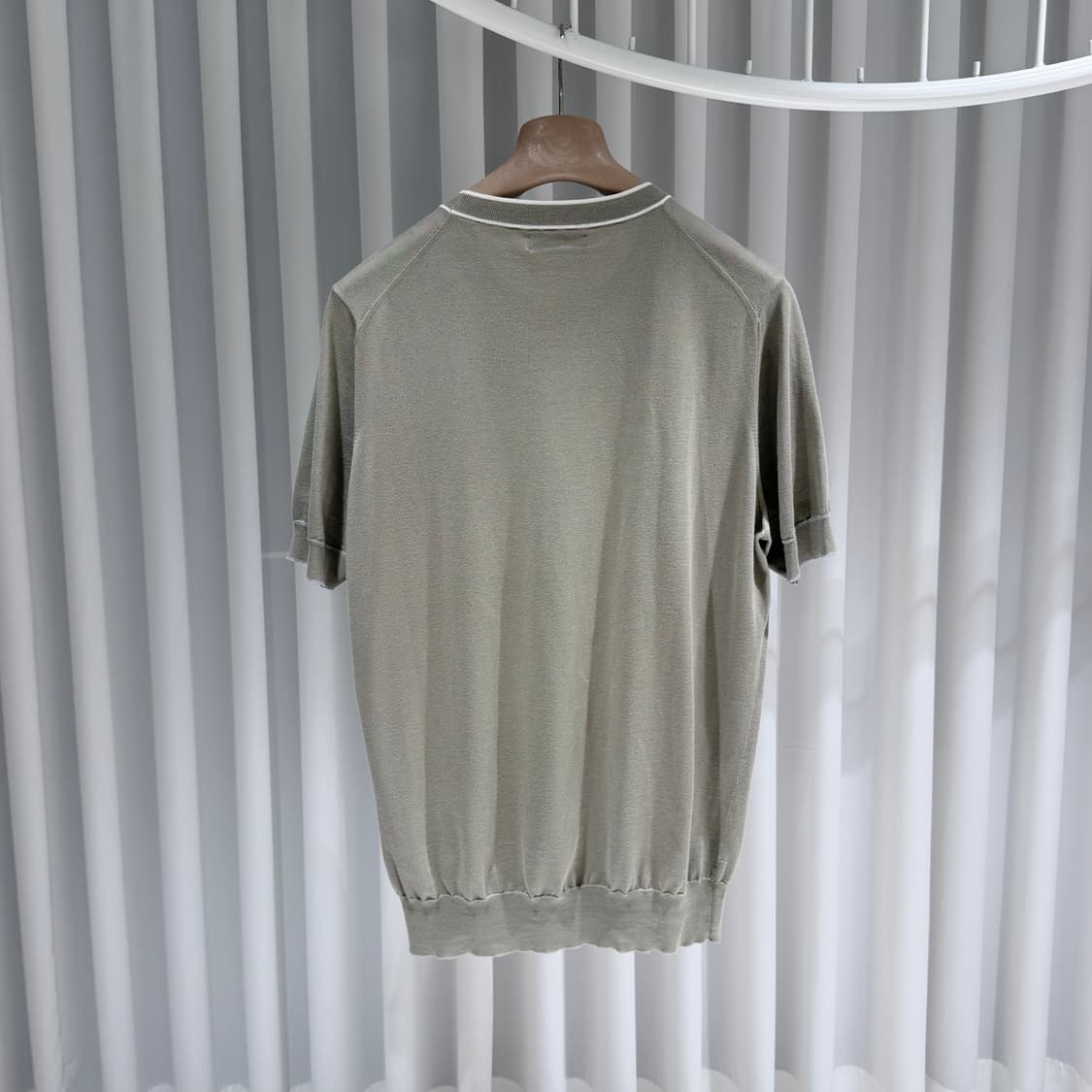 (A+/54) / 브루넬로쿠치넬리 크루넥 넥라인 반팔 올리브 그린 상품이미지5