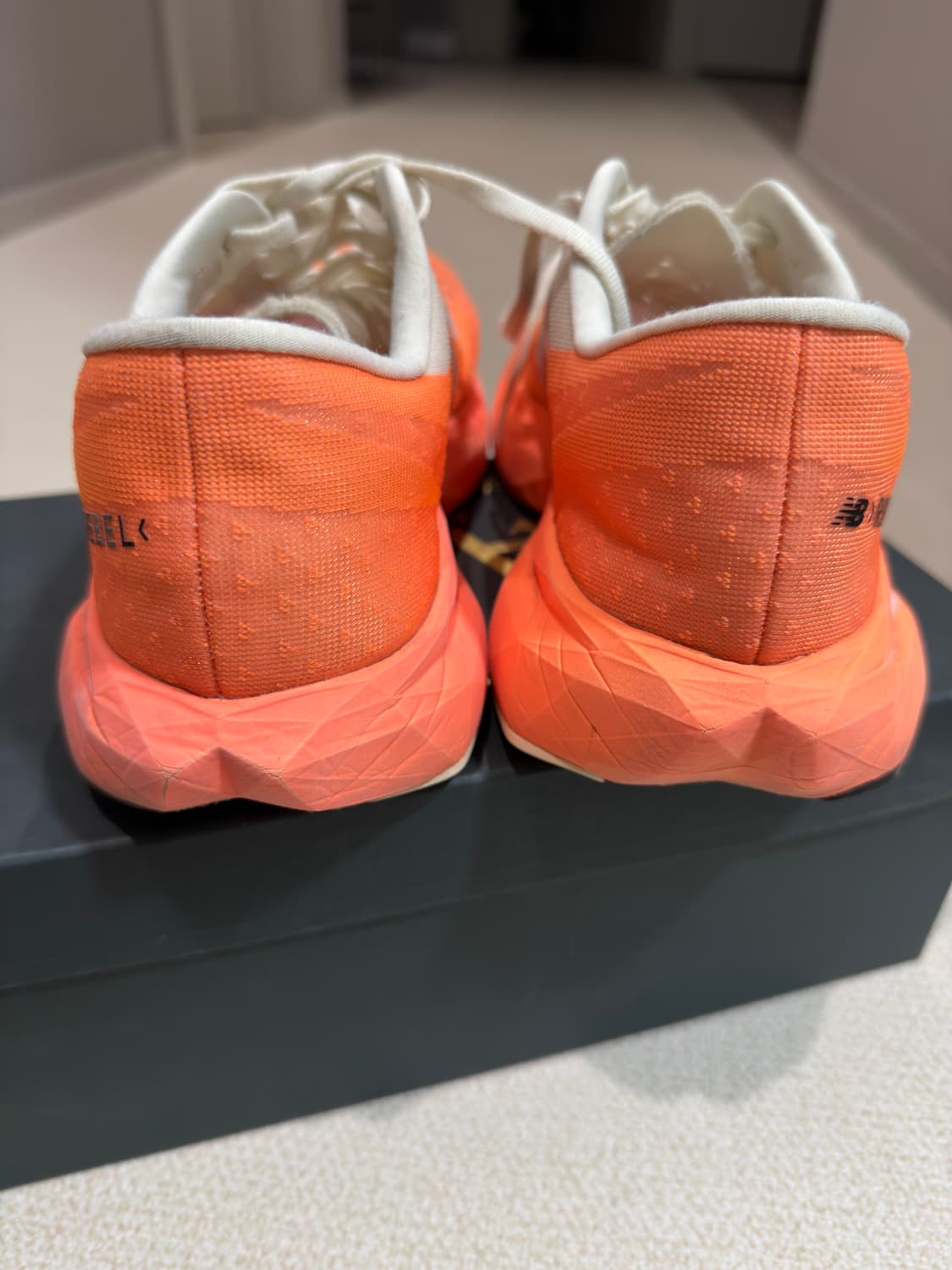 뉴발란스 퓨어셀 레벨4 상품이미지2