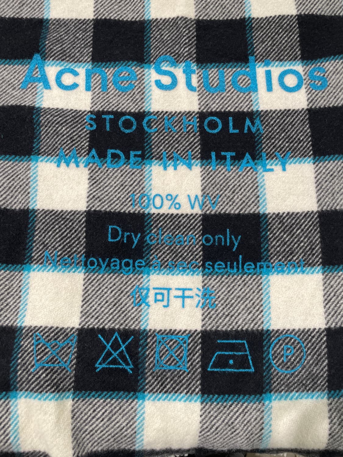 아크네 스튜디오 캐시어 체크 울 라지 머플러 상품이미지6