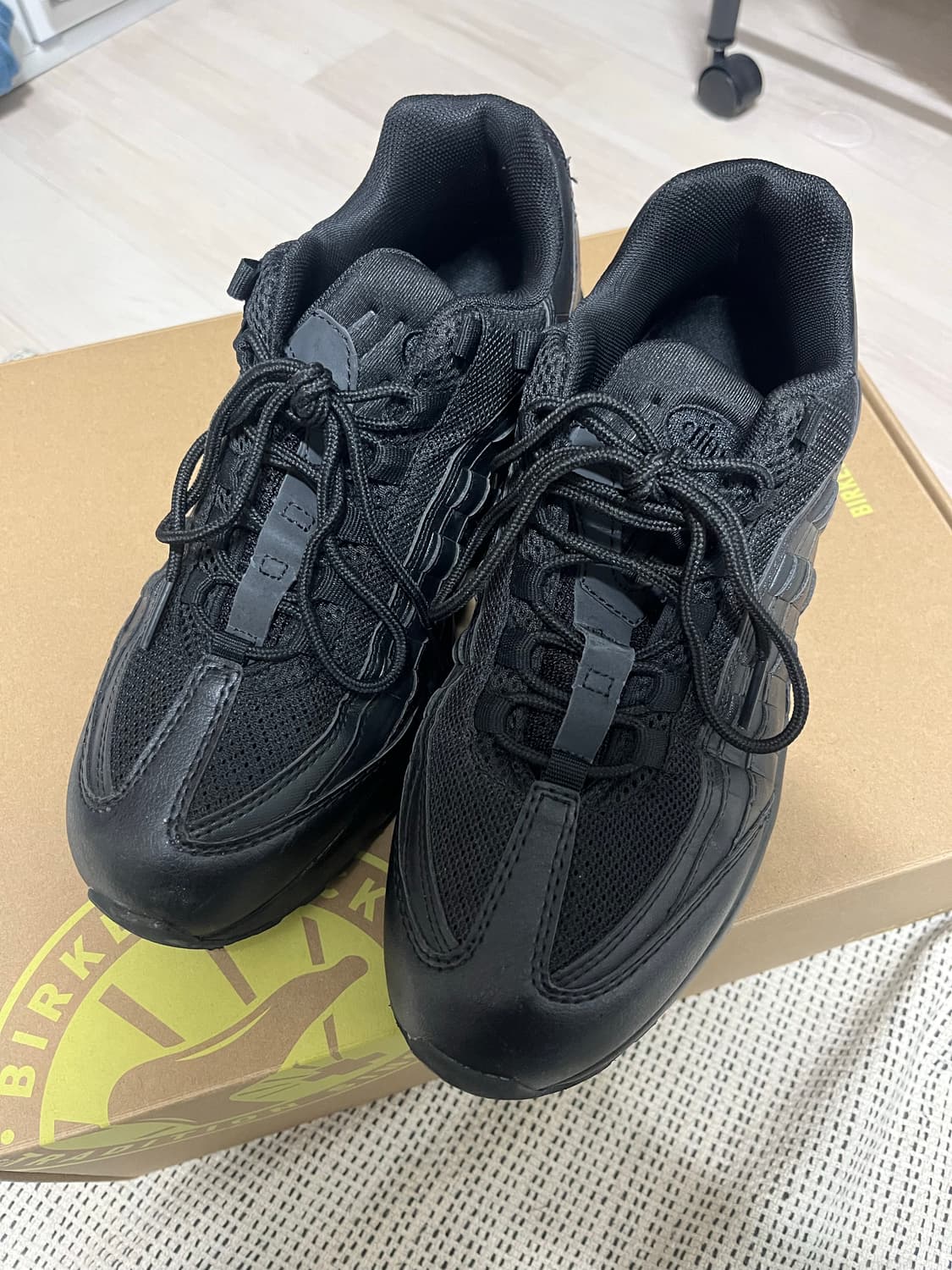 에어맥스 95 빅 버블 블랙  상품이미지1