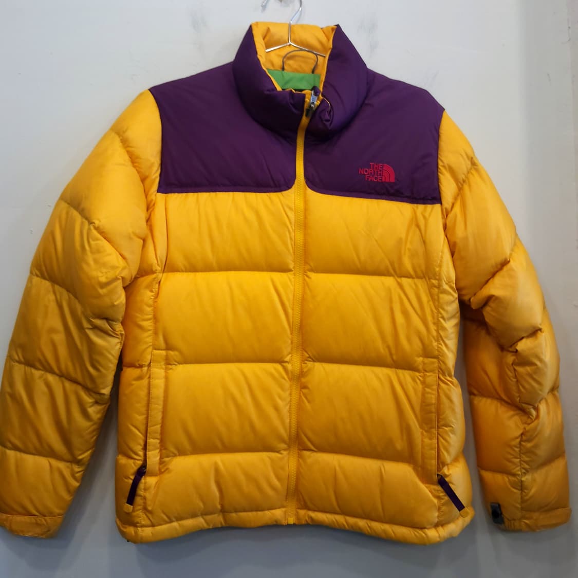 노스페이스 레트로 눕시 패딩 상품이미지2