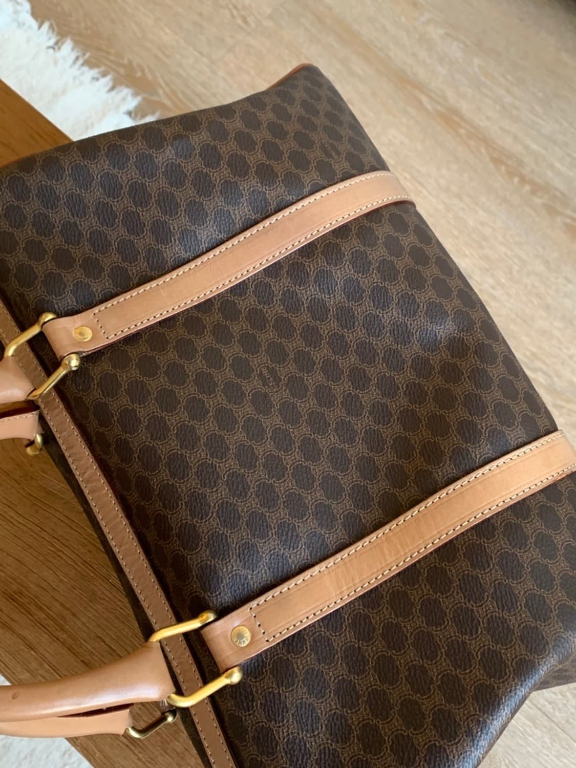 셀린느 마카담 보스턴백 상품이미지9