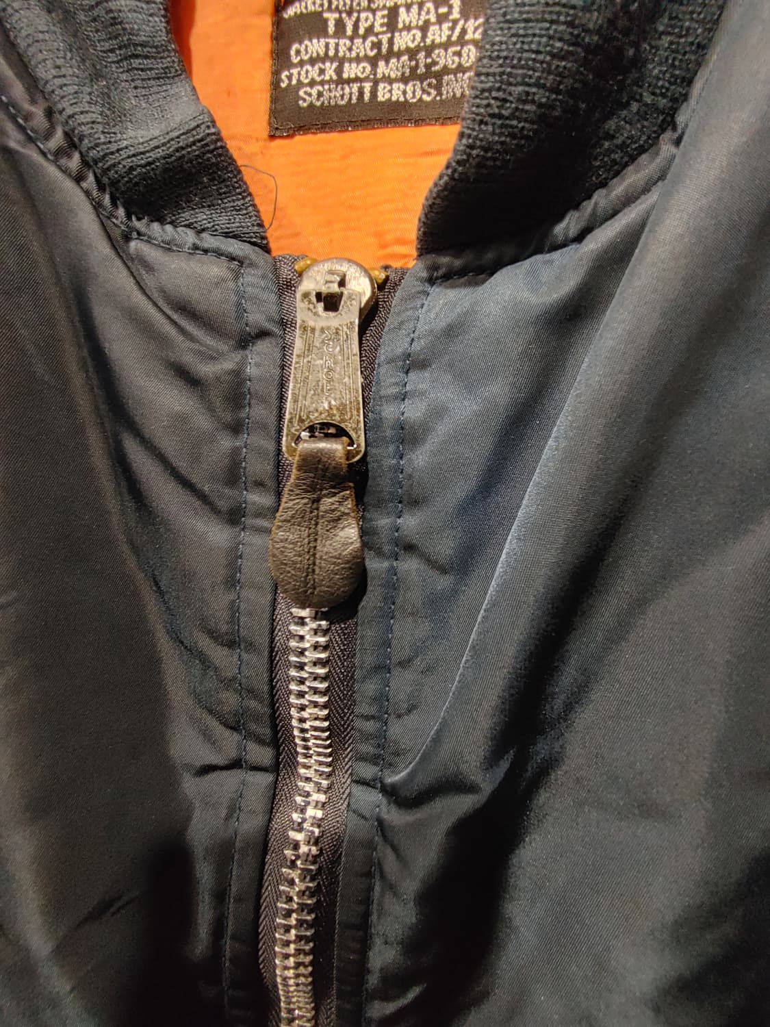 무배) Schott MA-1 항공점퍼 - XL 상품이미지3