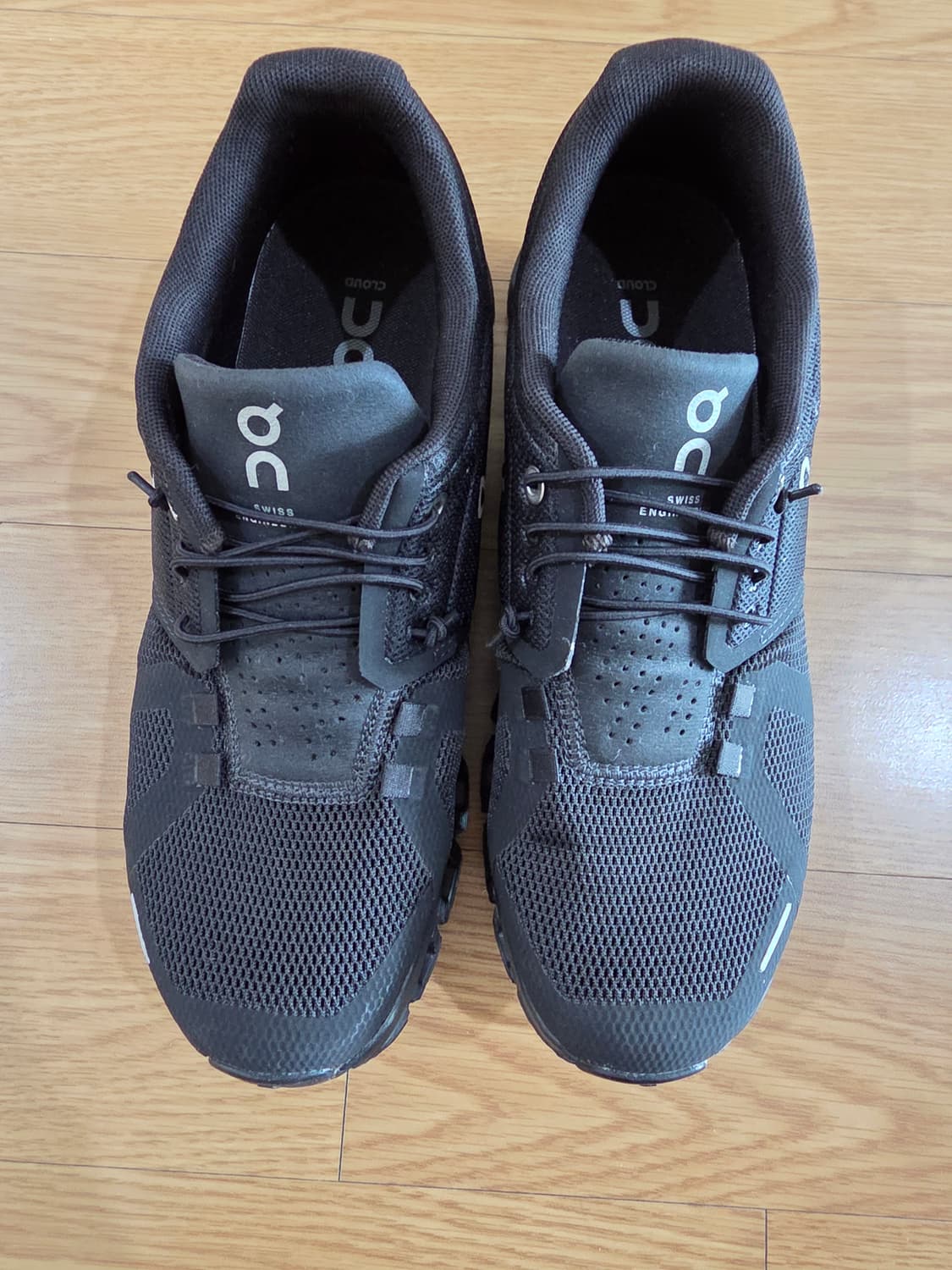 온러닝 클라우드5 올블랙 39사이즈 상품이미지2