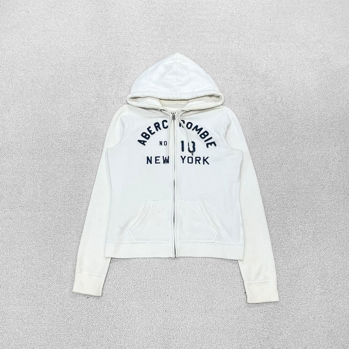 아베크롬비 아치 로고 후드집업 화이트 상품이미지2