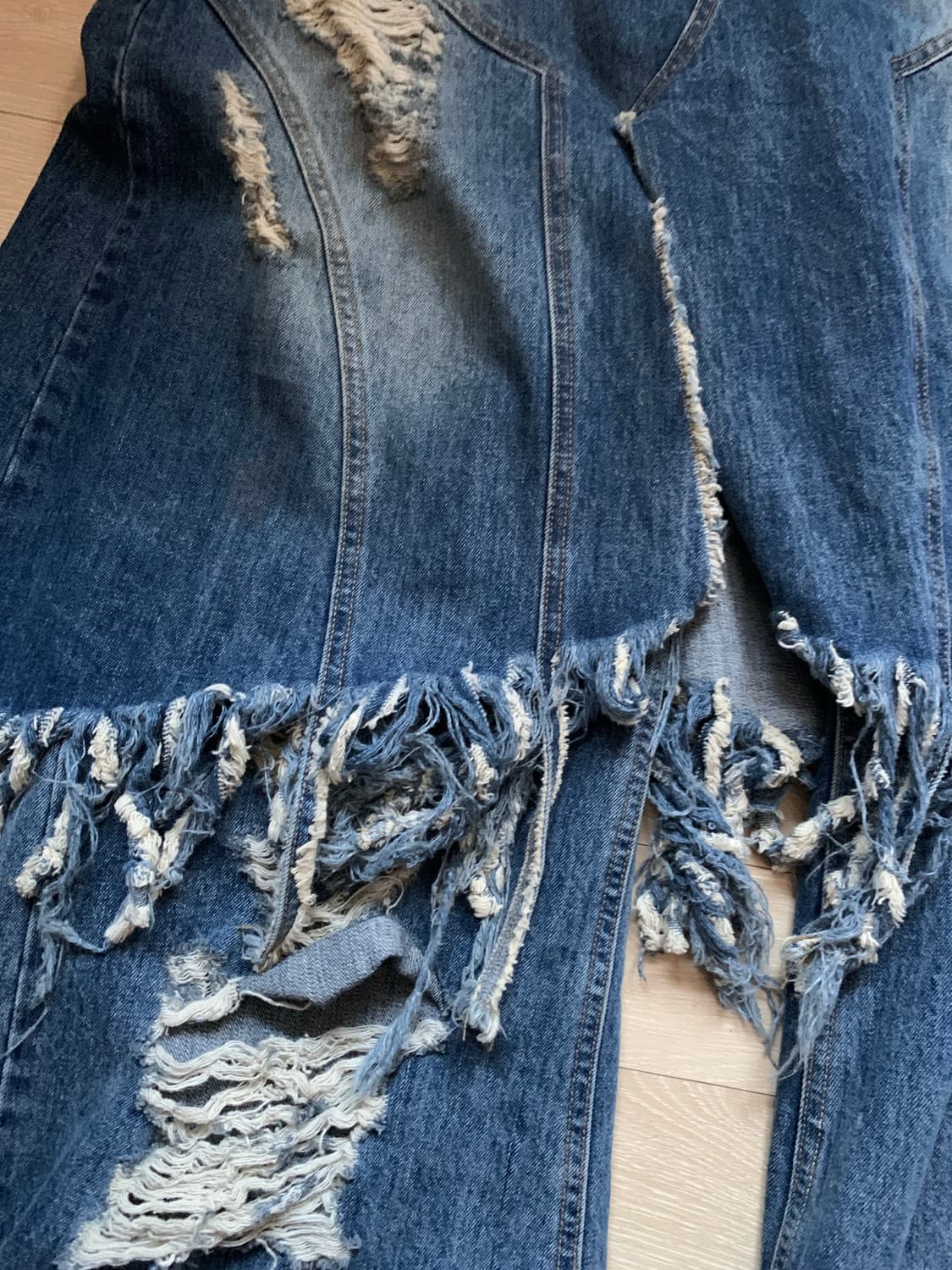 선데이오프클럽 레이어드 스커트 플레어 데님 진 상품이미지3