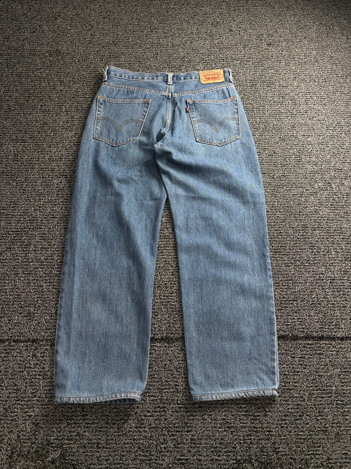 리바이스 릴렉스핏 올드스쿨 데님 팬츠 4211 상품이미지4