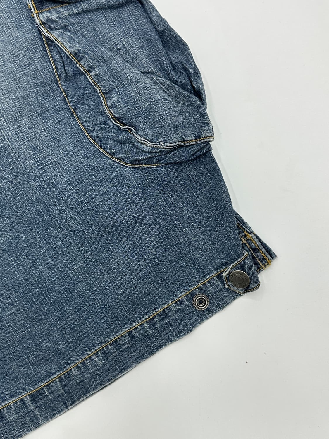 VTG 디테일 멀티 포켓 카고 버뮤다 팬츠 상품이미지6