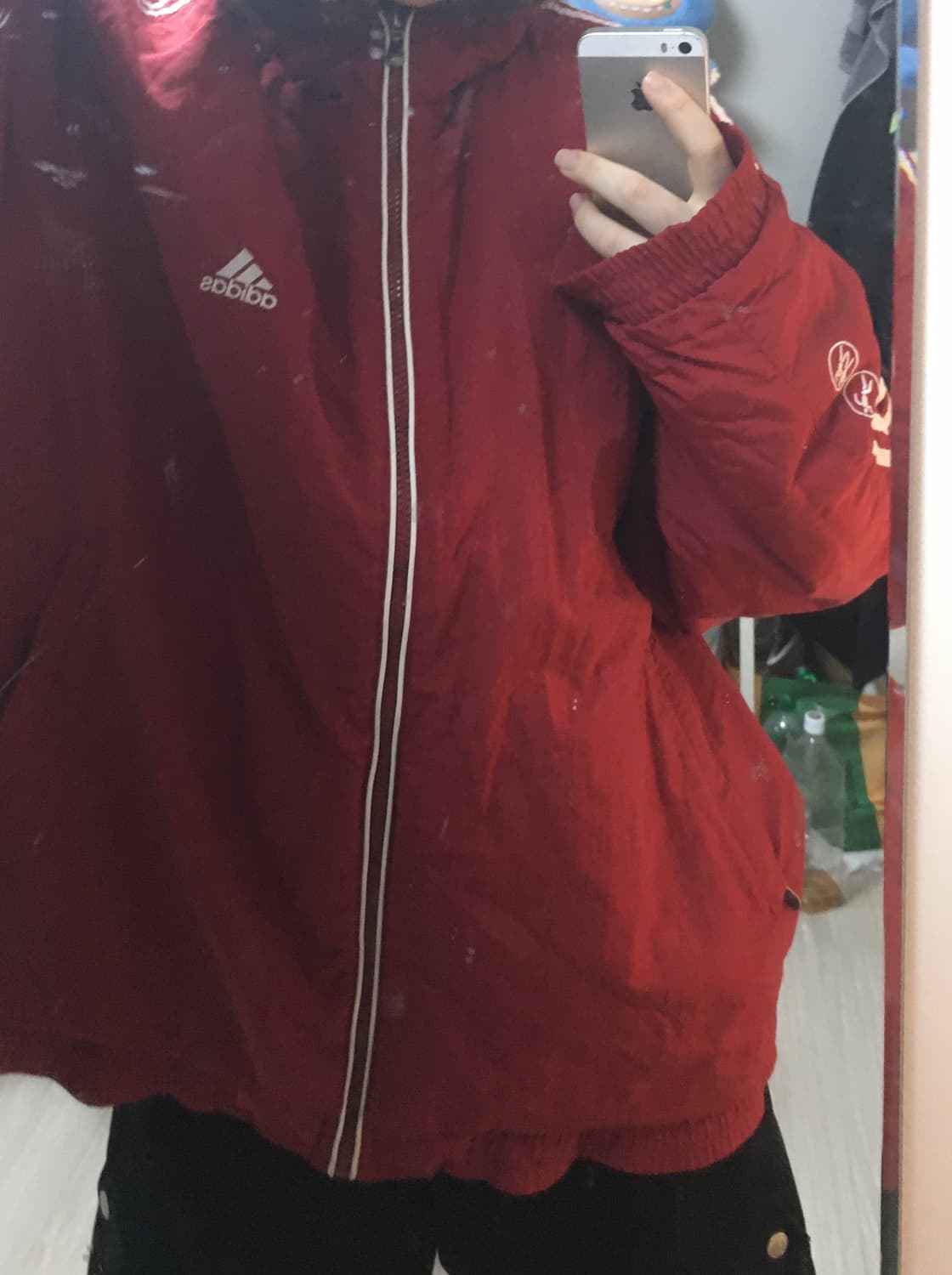 아디다스 딥레드 오버핏 바람막이 판매 상품이미지1