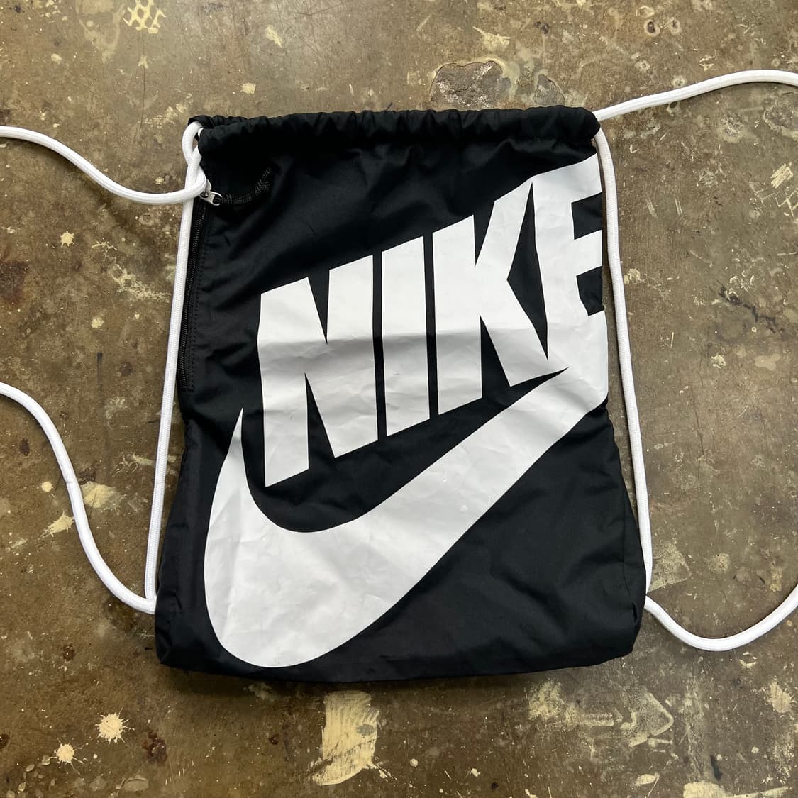 나이키 빅로고 짐색 가방 백팩 남여공용 상품이미지2
