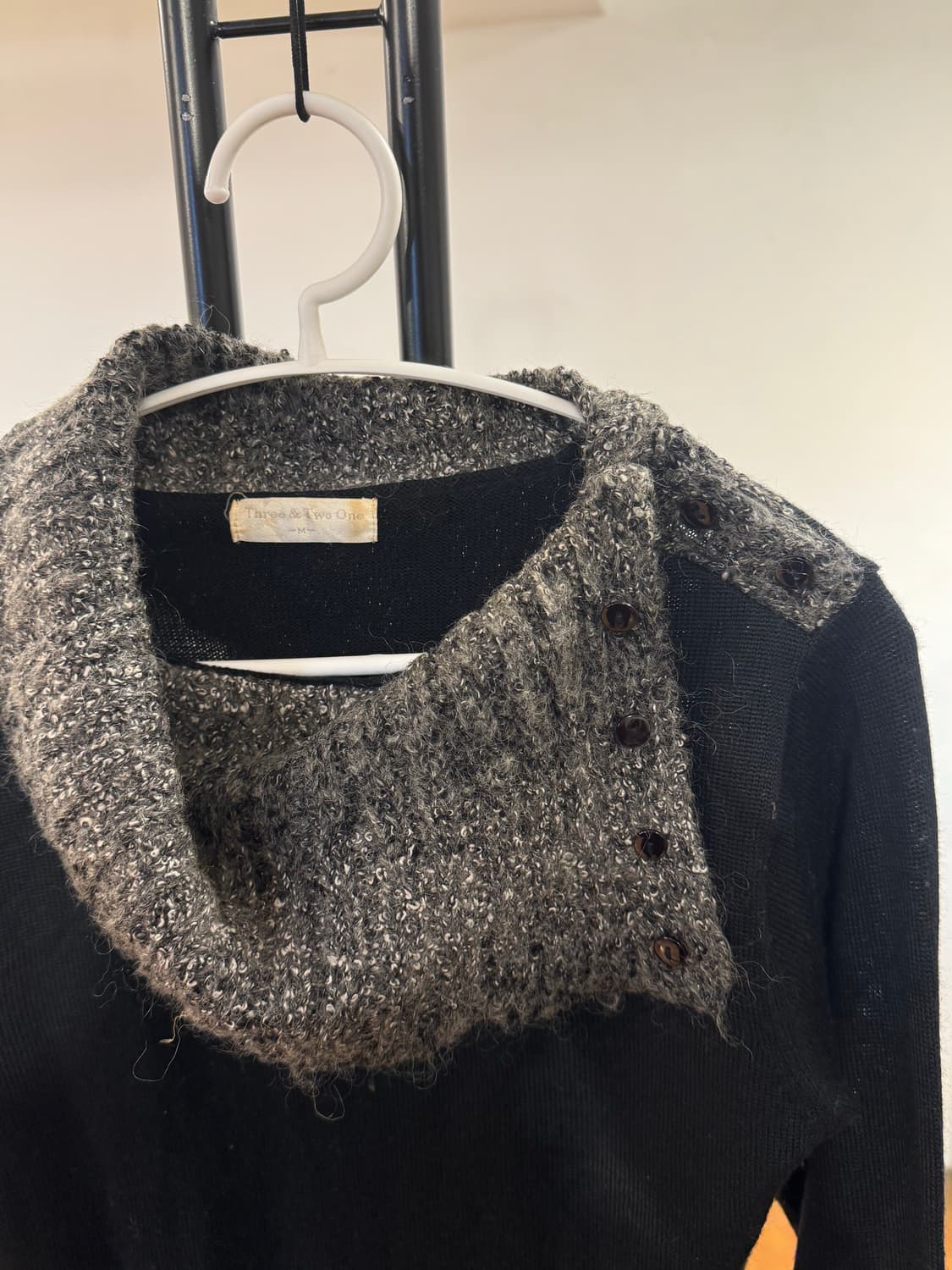 버튼 디테일 믹스 빈티지 니트 / M 사이즈 상품이미지3