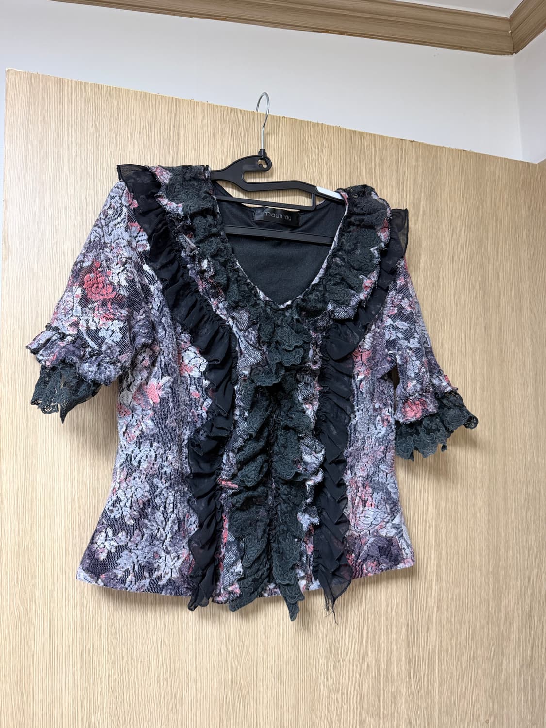 레이스 패턴 롱 스커트 & 블라우스 세트 상품이미지1