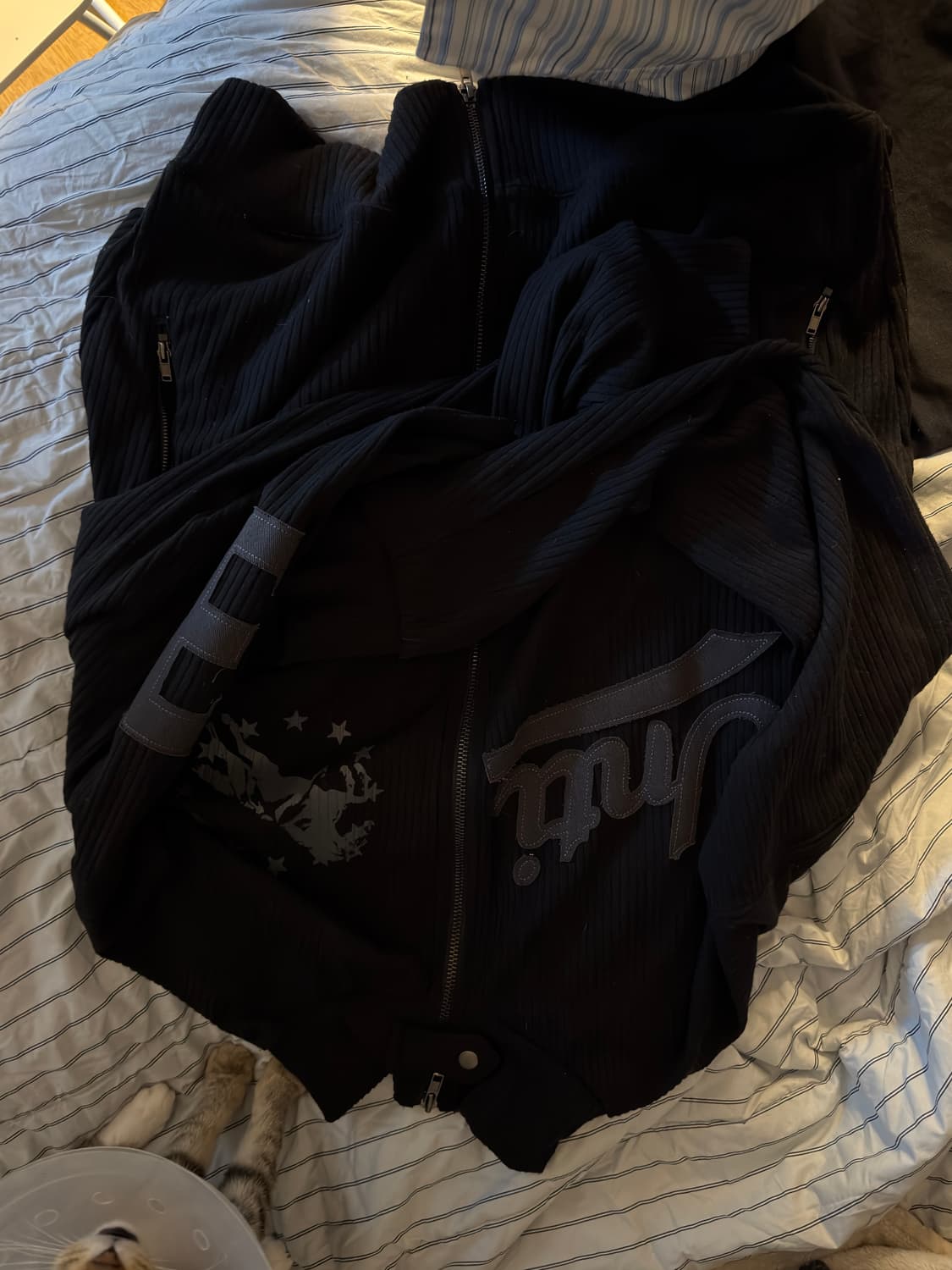 언타이틀서울 바시티 하이넥 집업 블랙 L 상품이미지2