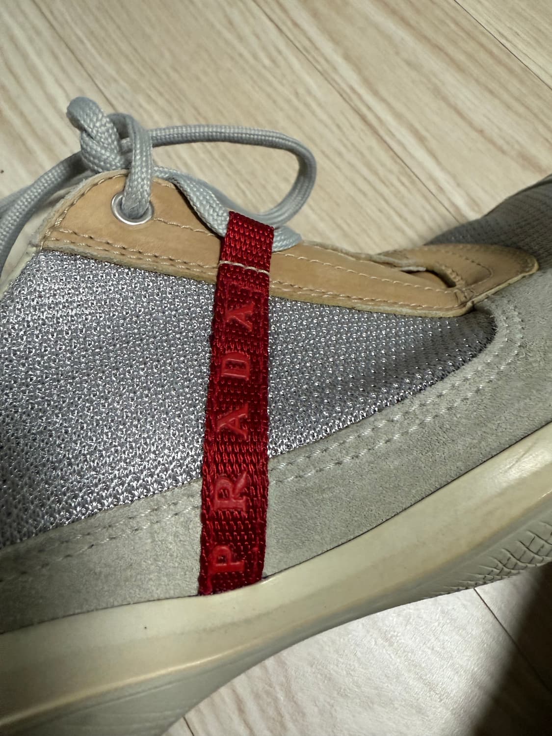 Prada vintage sneakers 상품이미지5
