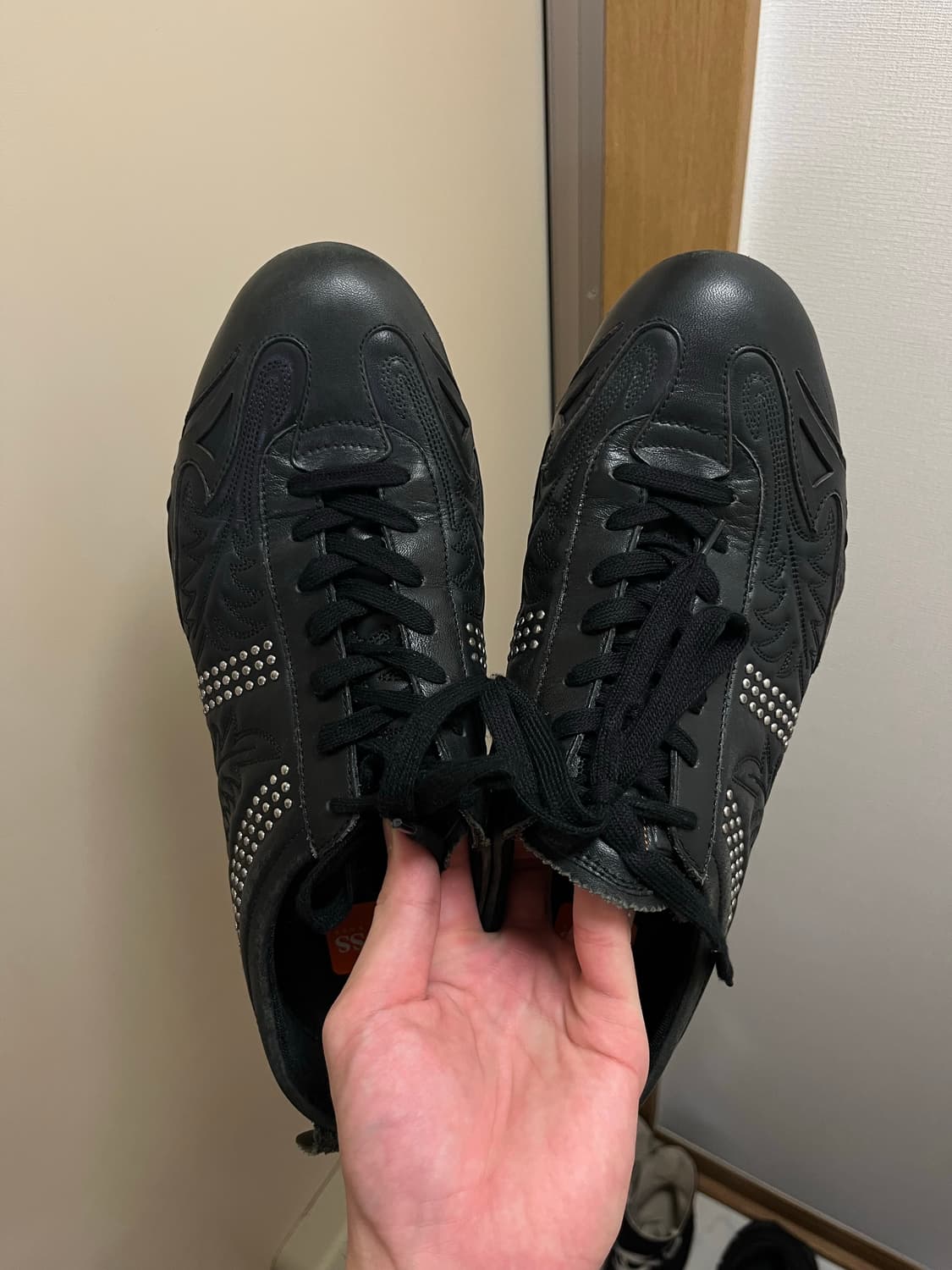 Hugo Boss 아카이브 스터드 웨스턴 스니커 상품이미지2