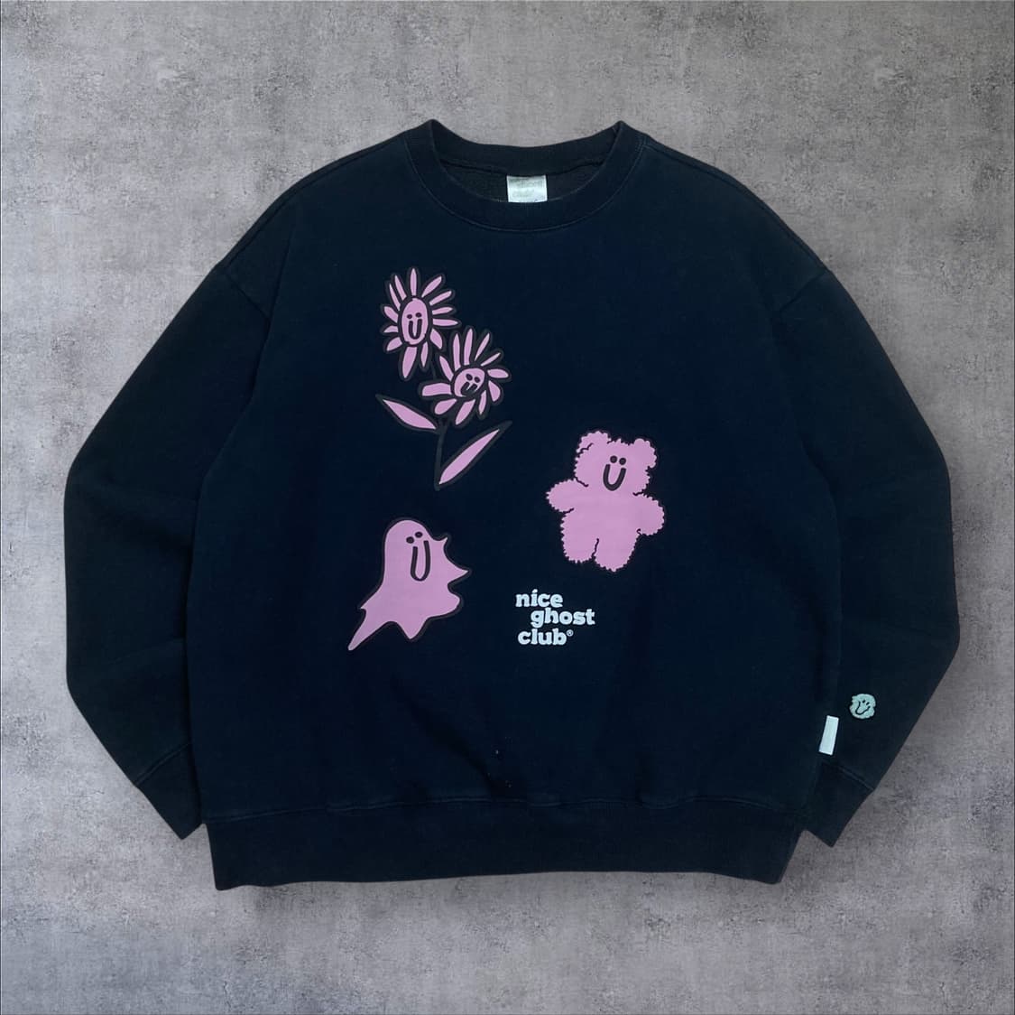 나이스 고스트 클럽 빅로고 네이비 맨투맨 상품이미지1