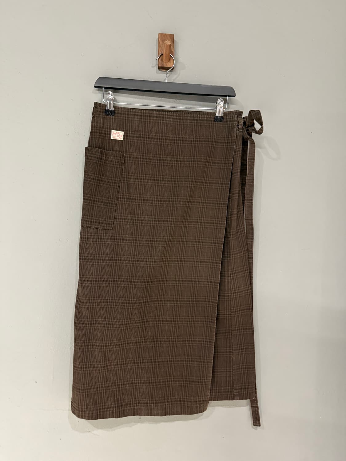 check pattern back pocket wrap skirt 상품이미지5