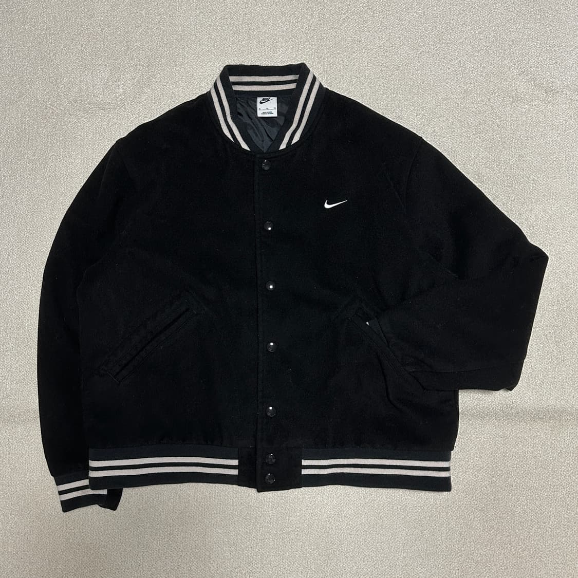 나이키 NSW 어센틱 바시티 자켓 상품이미지1