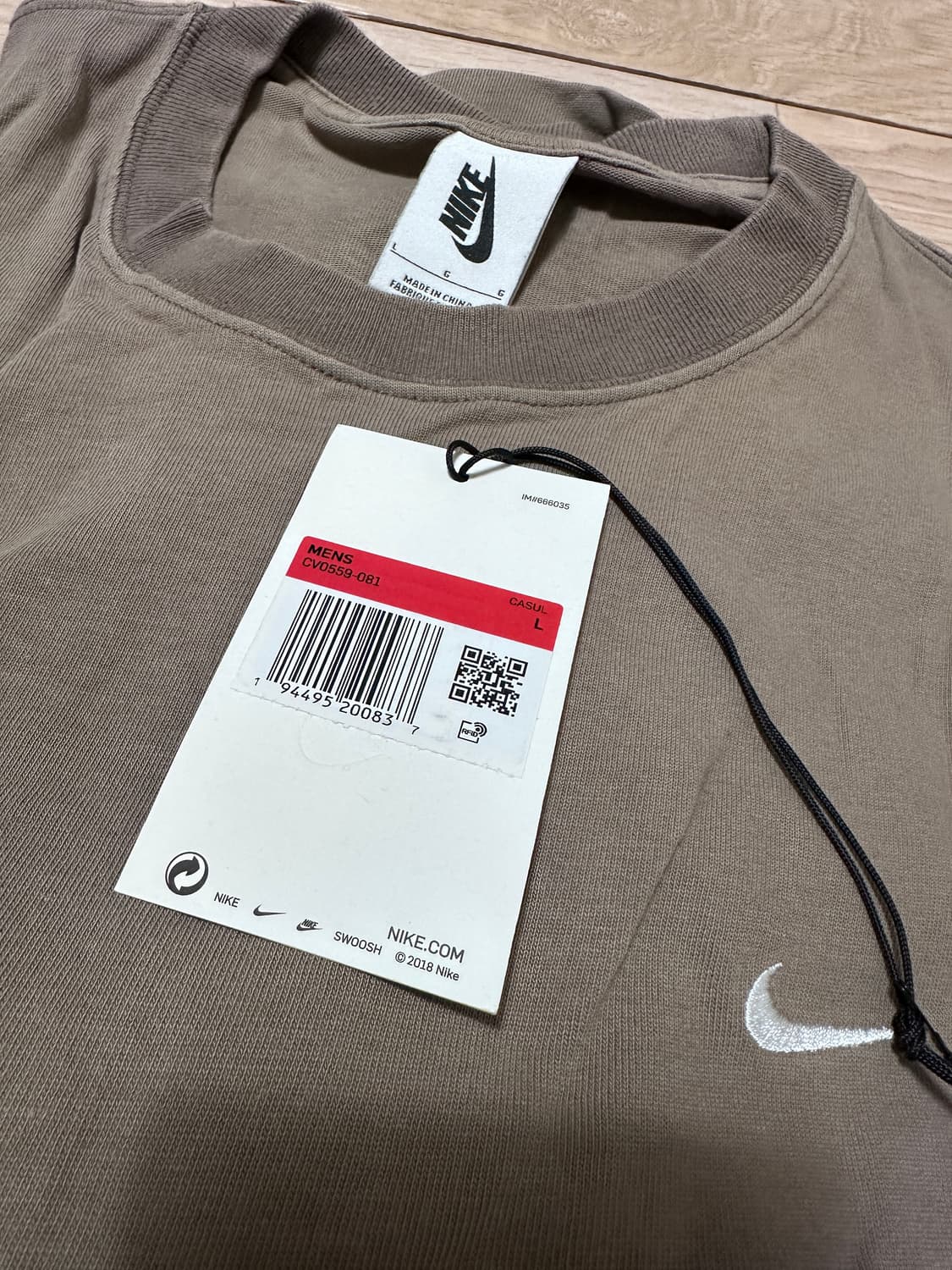 [L:US]나이키 NRG 솔로 스우시 티셔츠 올리브 그레이 상품이미지4