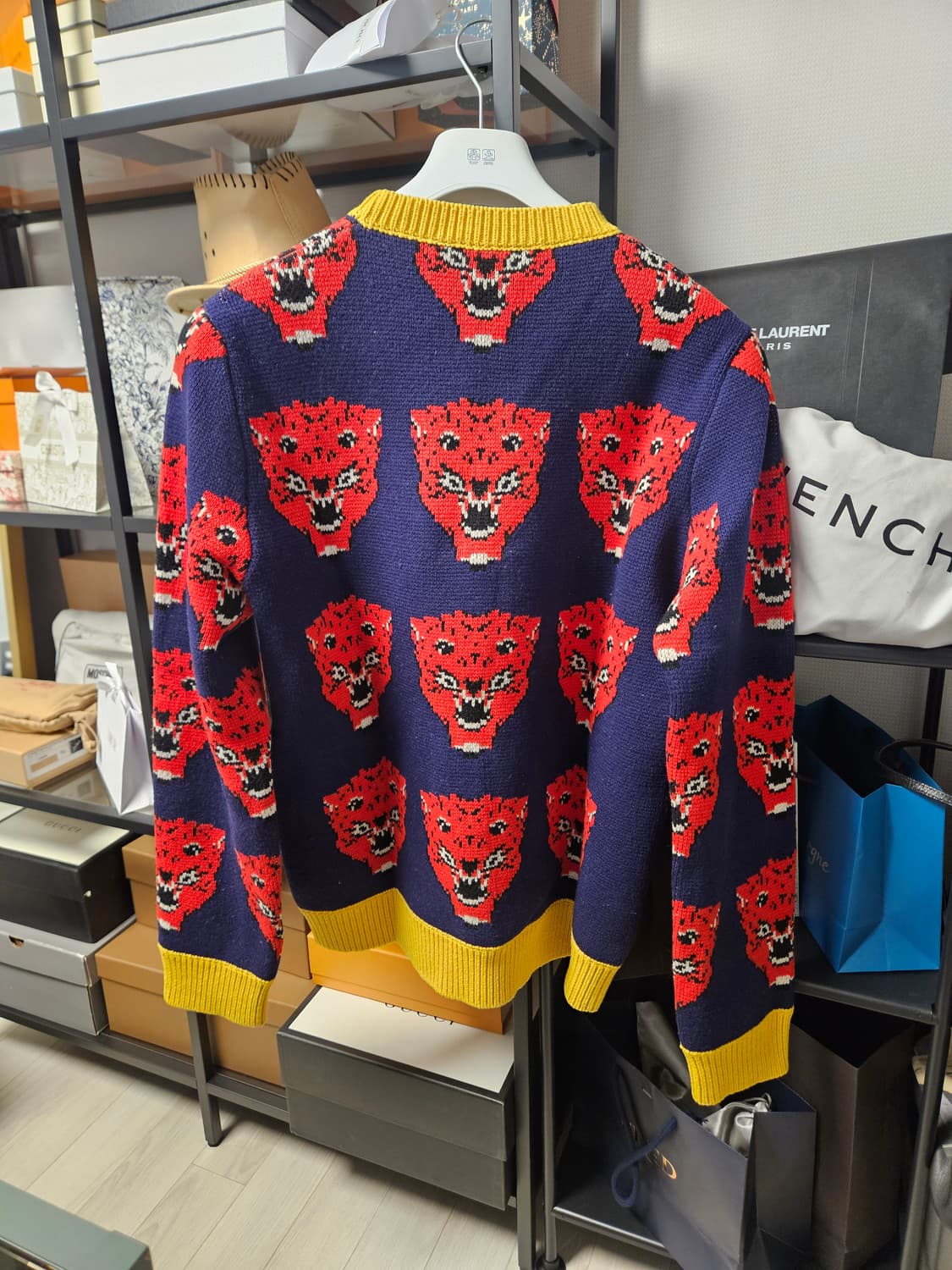 구찌 니트 판매합니다 상품이미지2