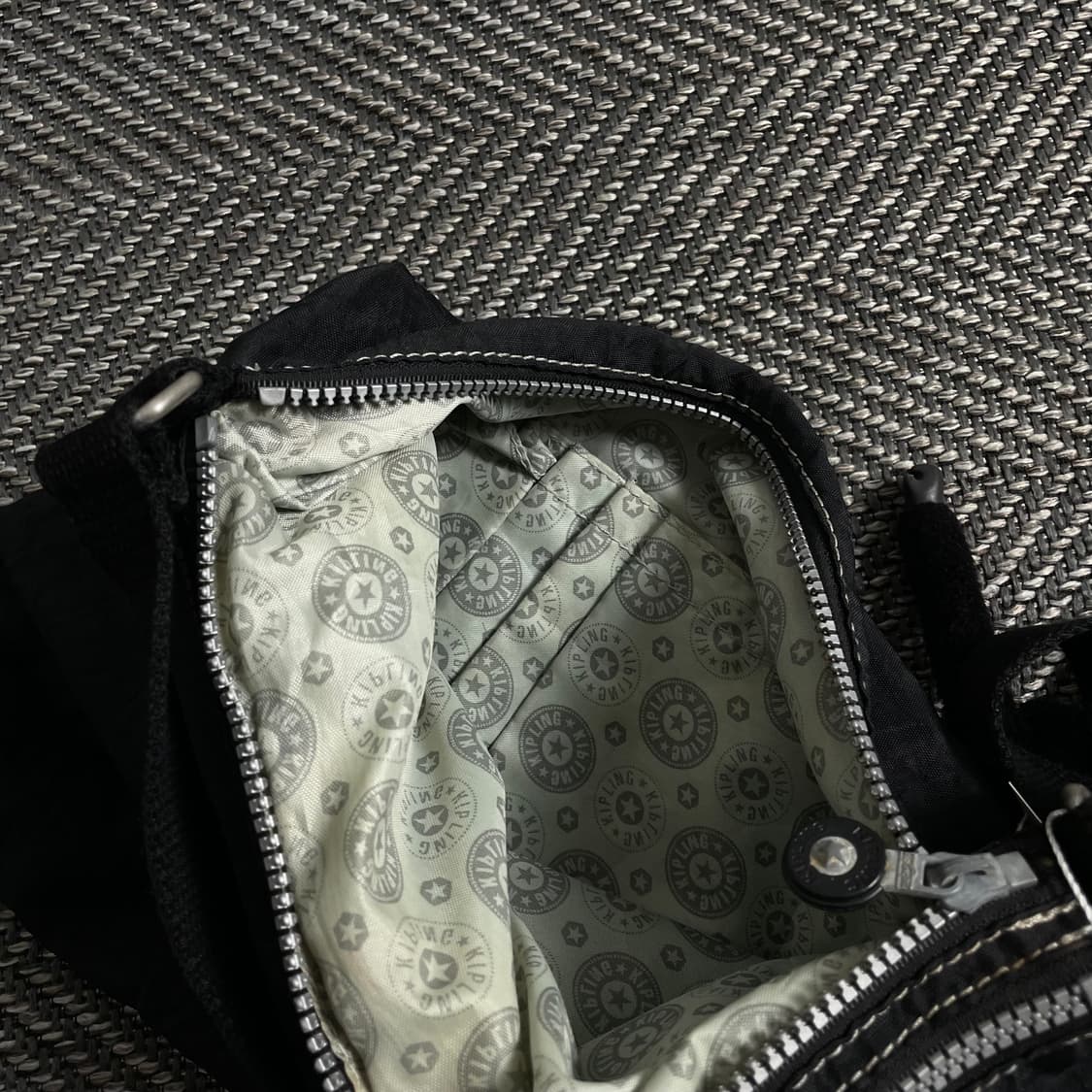 키플링 y2k 키링 올드스쿨 크로스백o 2961 상품이미지4