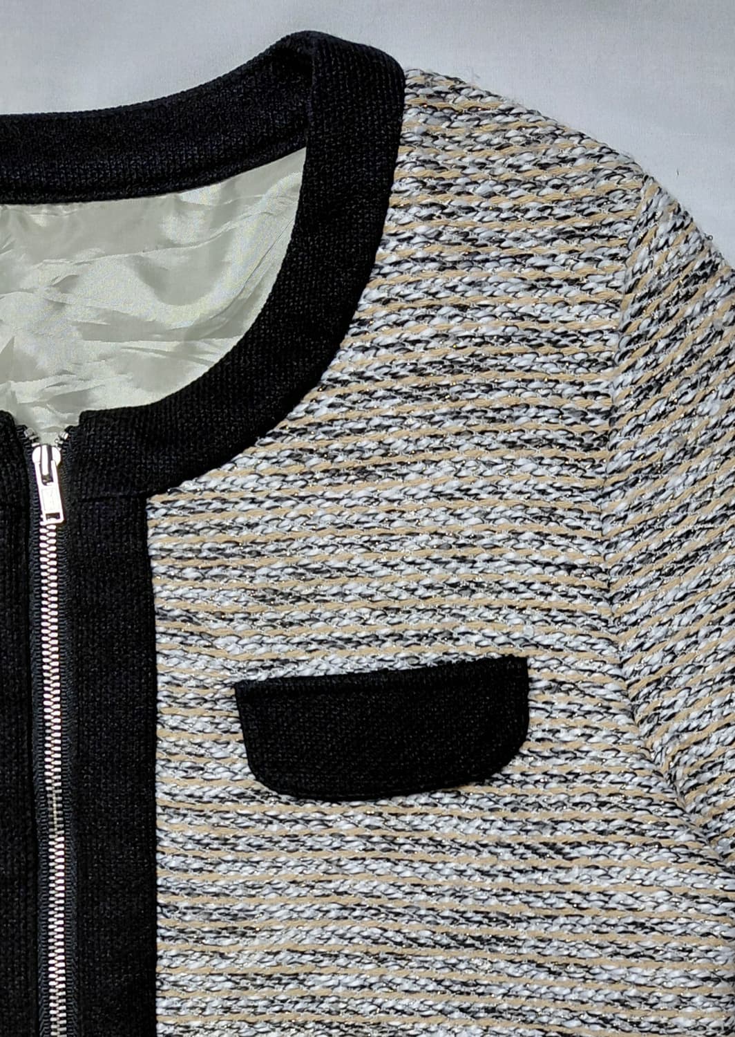 LaLa Stella 클래식 트위드 노칼라 지퍼 자켓 (S사이즈) 상품이미지3