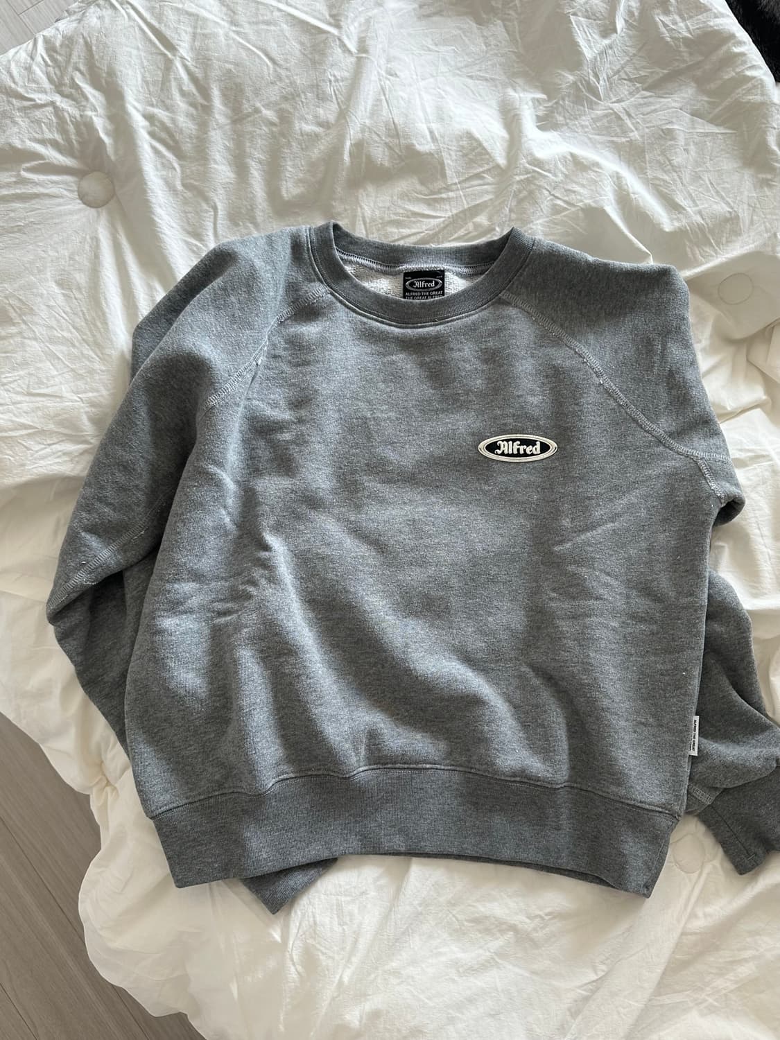 헤리티지 플로스 알프레드 여성 맨투맨 상품이미지1