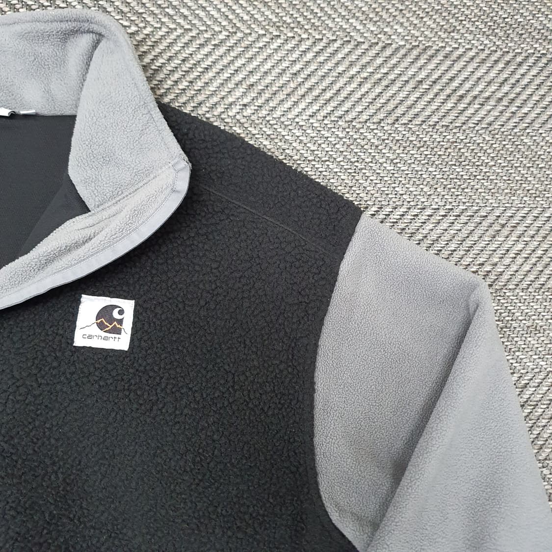 칼하트 VIP 오버핏 플리츠 집업자켓 남자105 상품이미지4