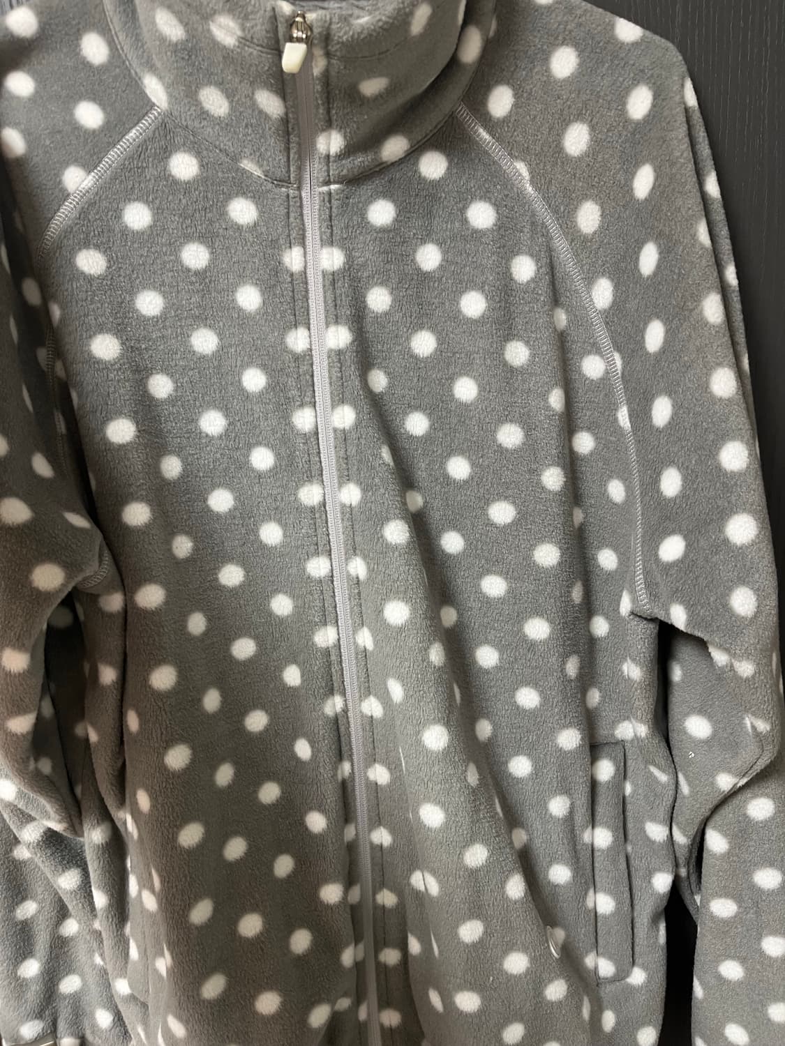 콜로신스 도트 후리스 상품이미지2